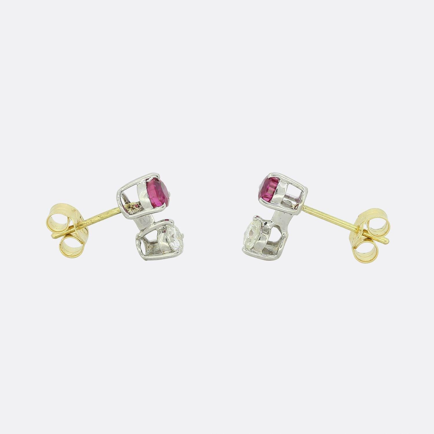 Vittoriano Orecchini con rubino e diamante in vendita