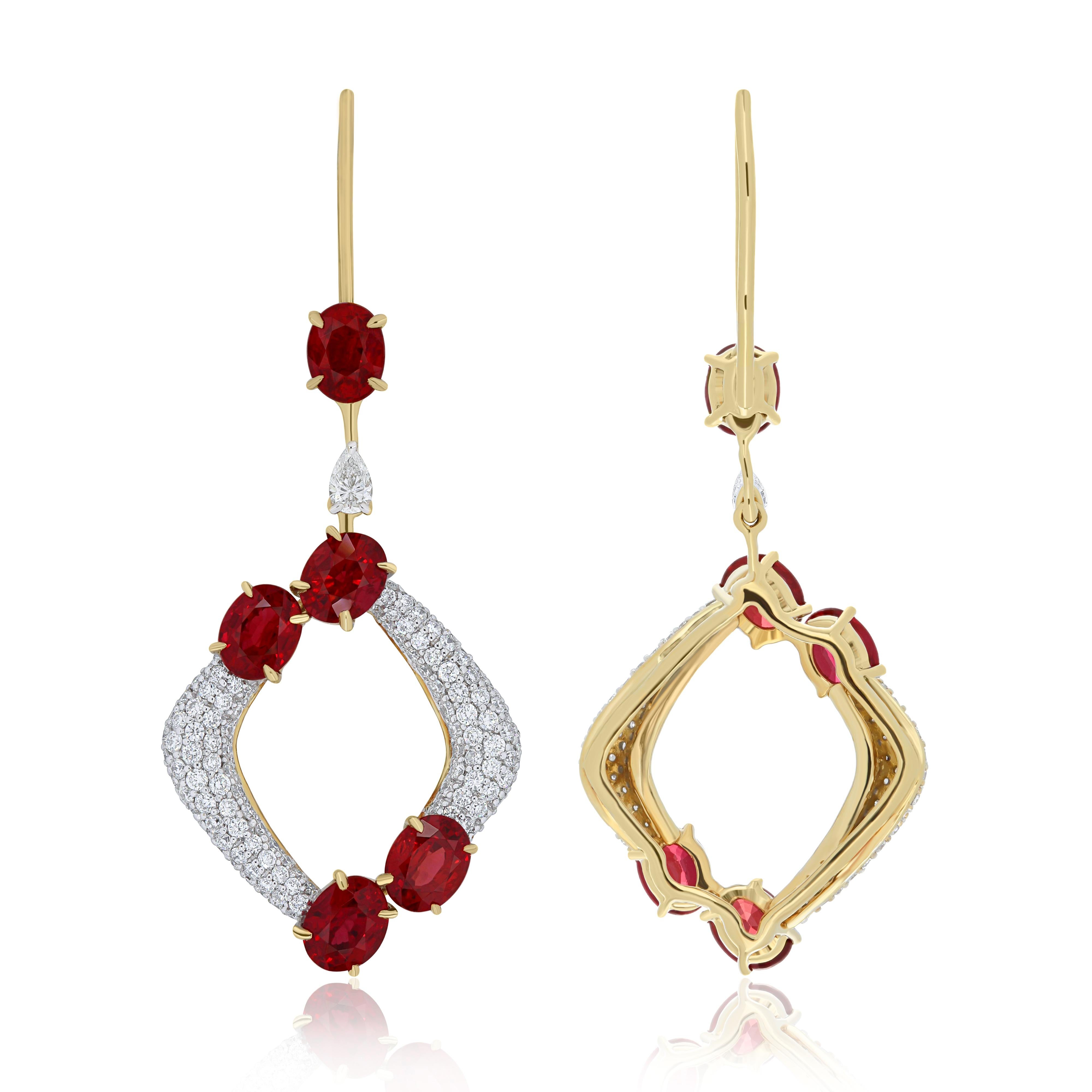 Ruby and Diamond Studded Earrings in 18 Karat White Gold In New Condition For Sale In JAIPUR, IN