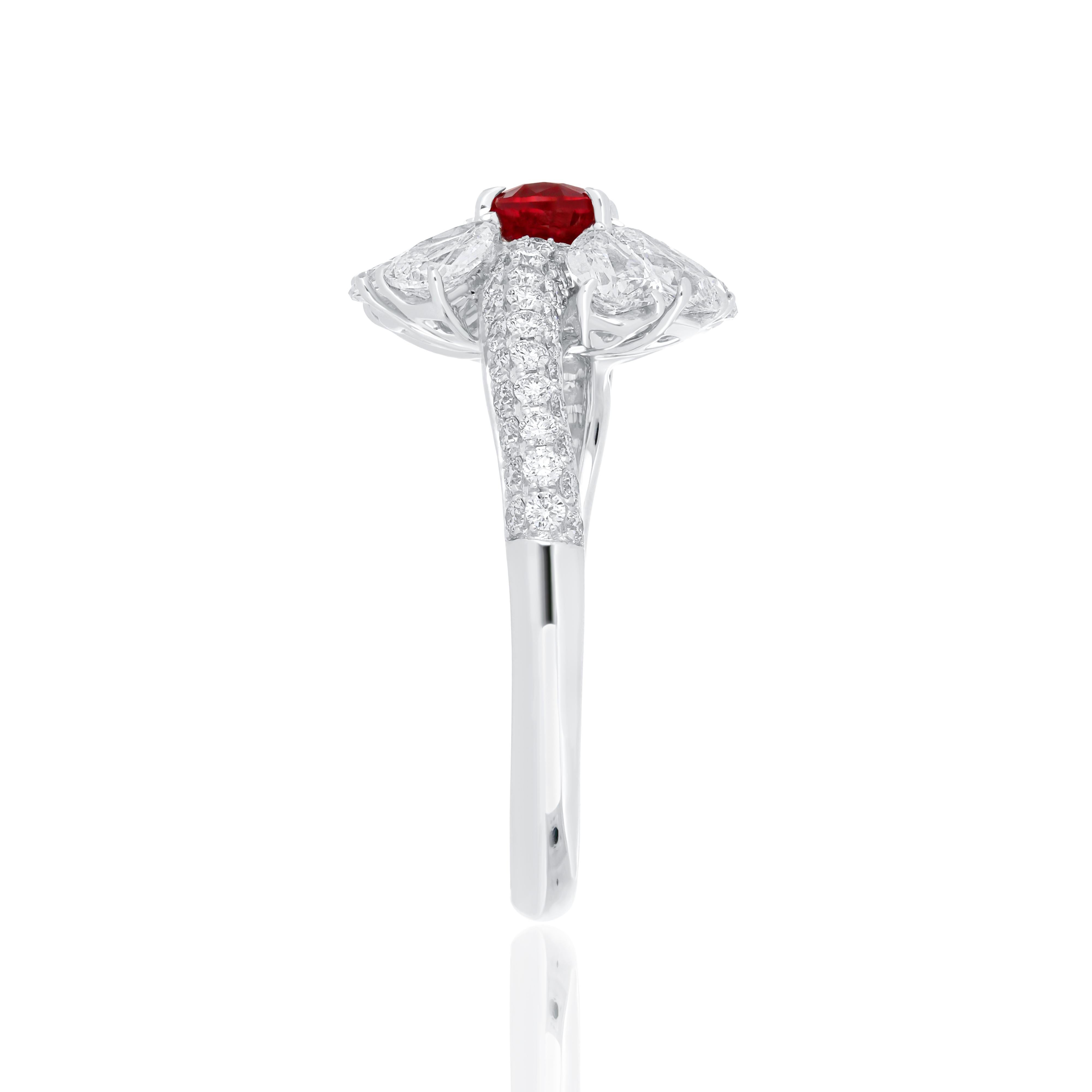 Women's Ruby and Diamond handcraft Ring in 18 Karat White Gold for Party Wear jewellry For Sale