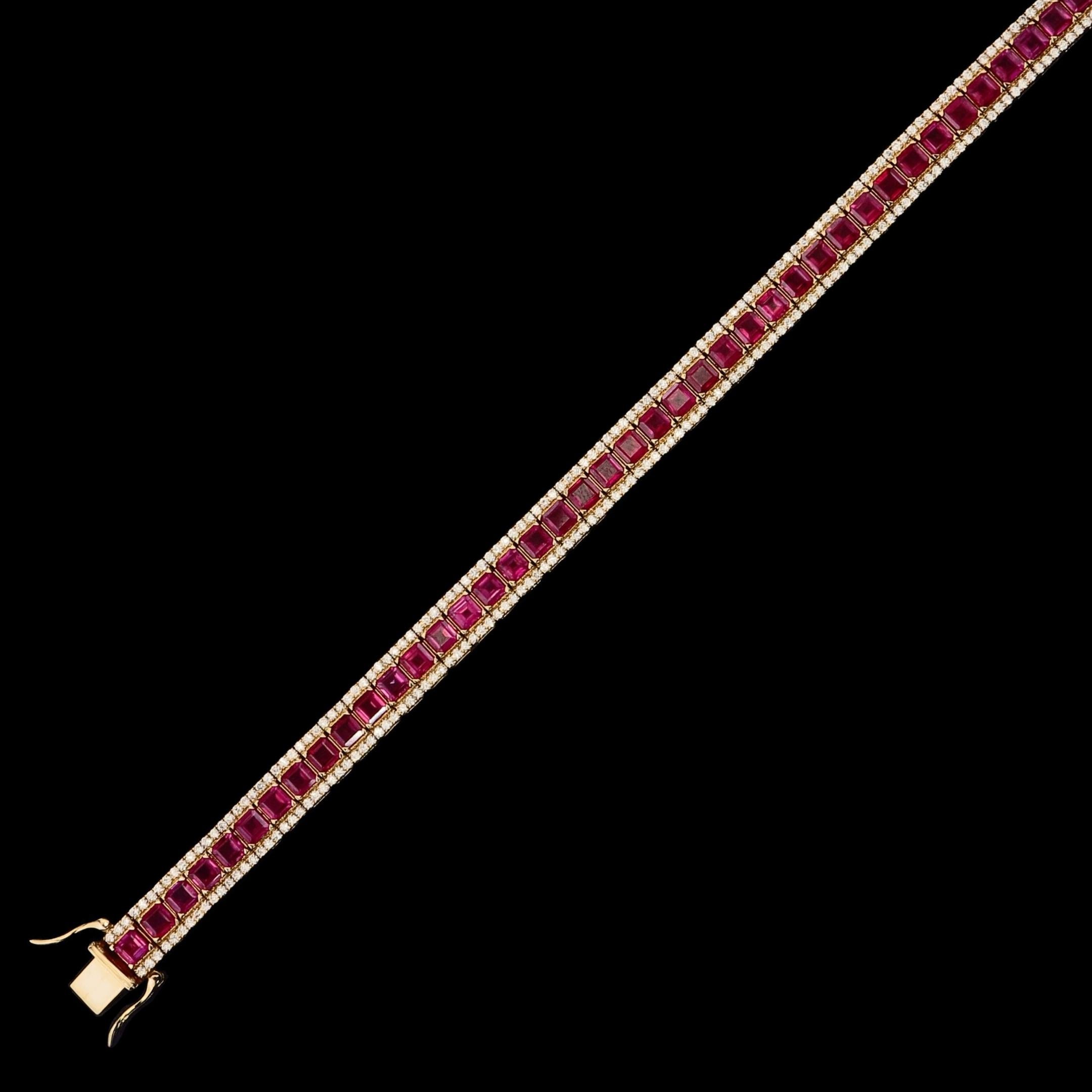 Ruby and Diamond Tennis Bracelet Statement 18K Yellow Gold Moderno en venta