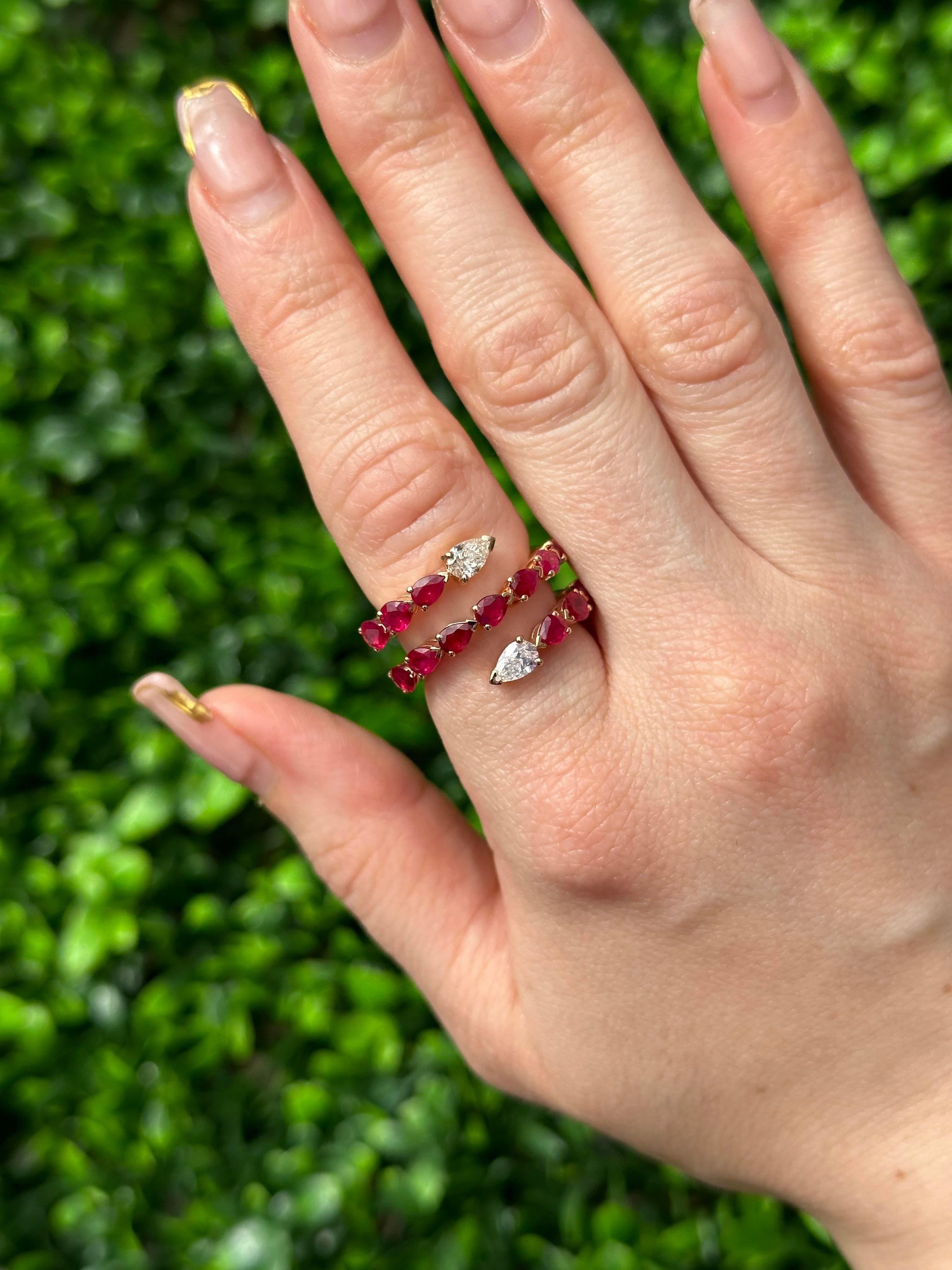 Ruby and Diamond Twist Ring In New Condition For Sale In New York, NY