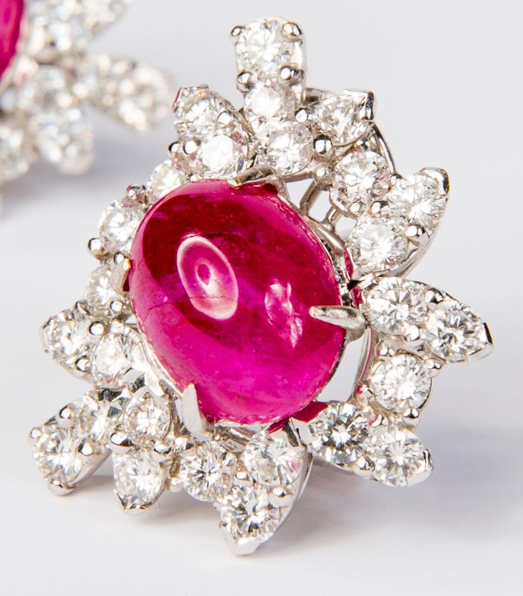 Ruby and Diamond White Gold Cluster Halo Earrings In New Condition For Sale In Wiesbaden, DE