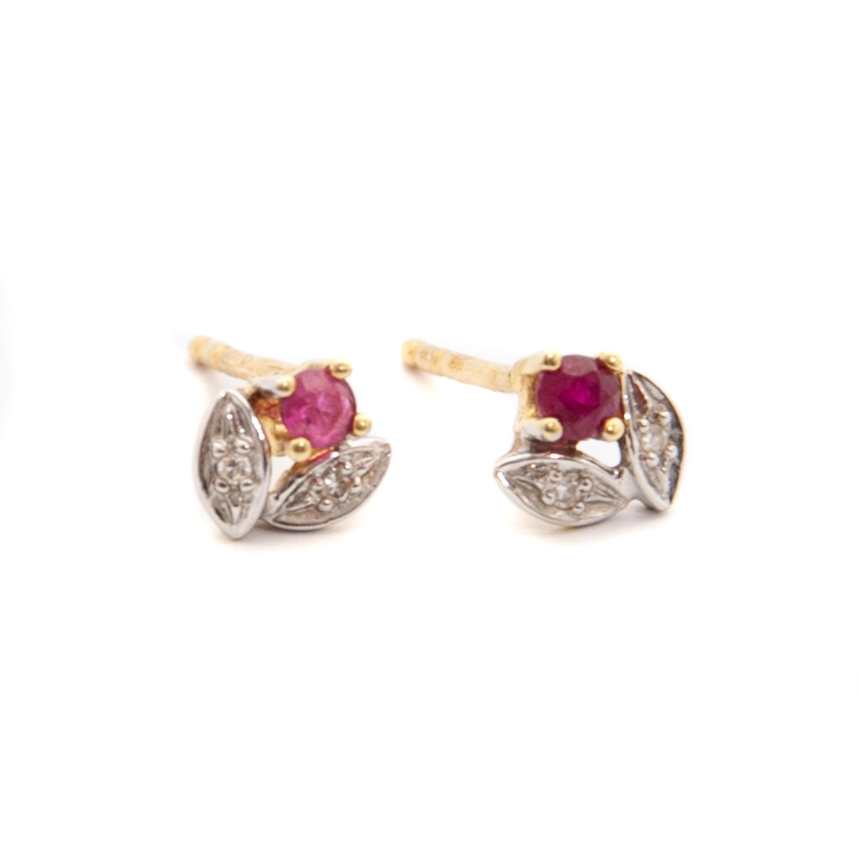 Vintage Ruby and Diamond 14 Karat White Gold Floral Stud Earrings For Sale 2