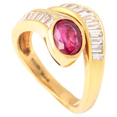 18 Karat Gelbgold Ring mit Rubin und Diamant