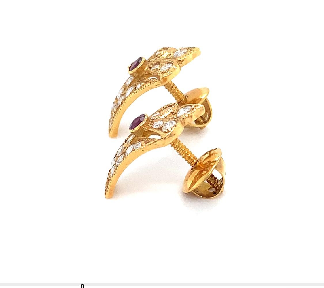 Ruby and diamonds art deco stud earrings 18k yellow gold For Sale 1