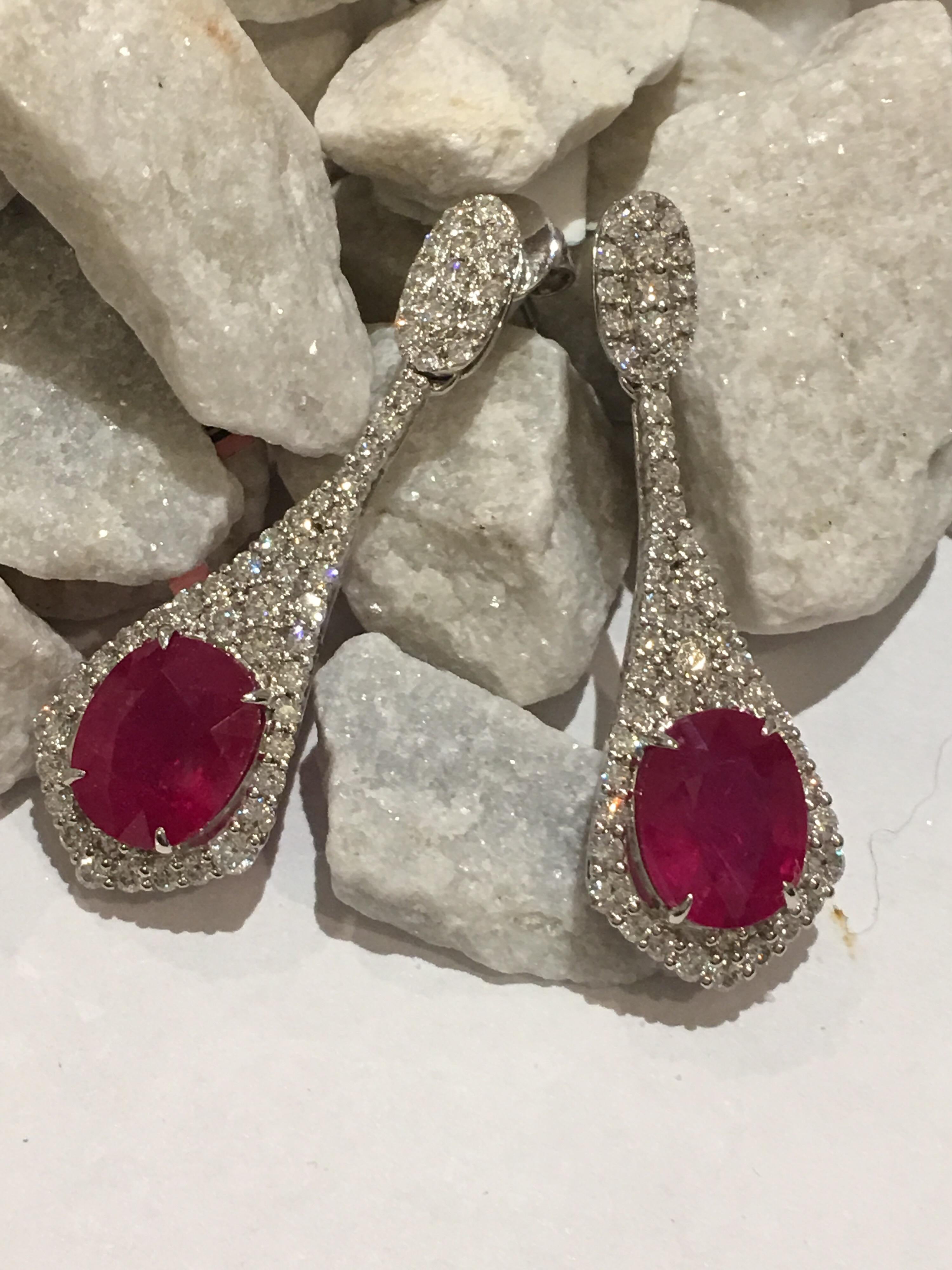 Women's Ruby and Diamonds Earrings Set in 18 Karat White Gold For Sale