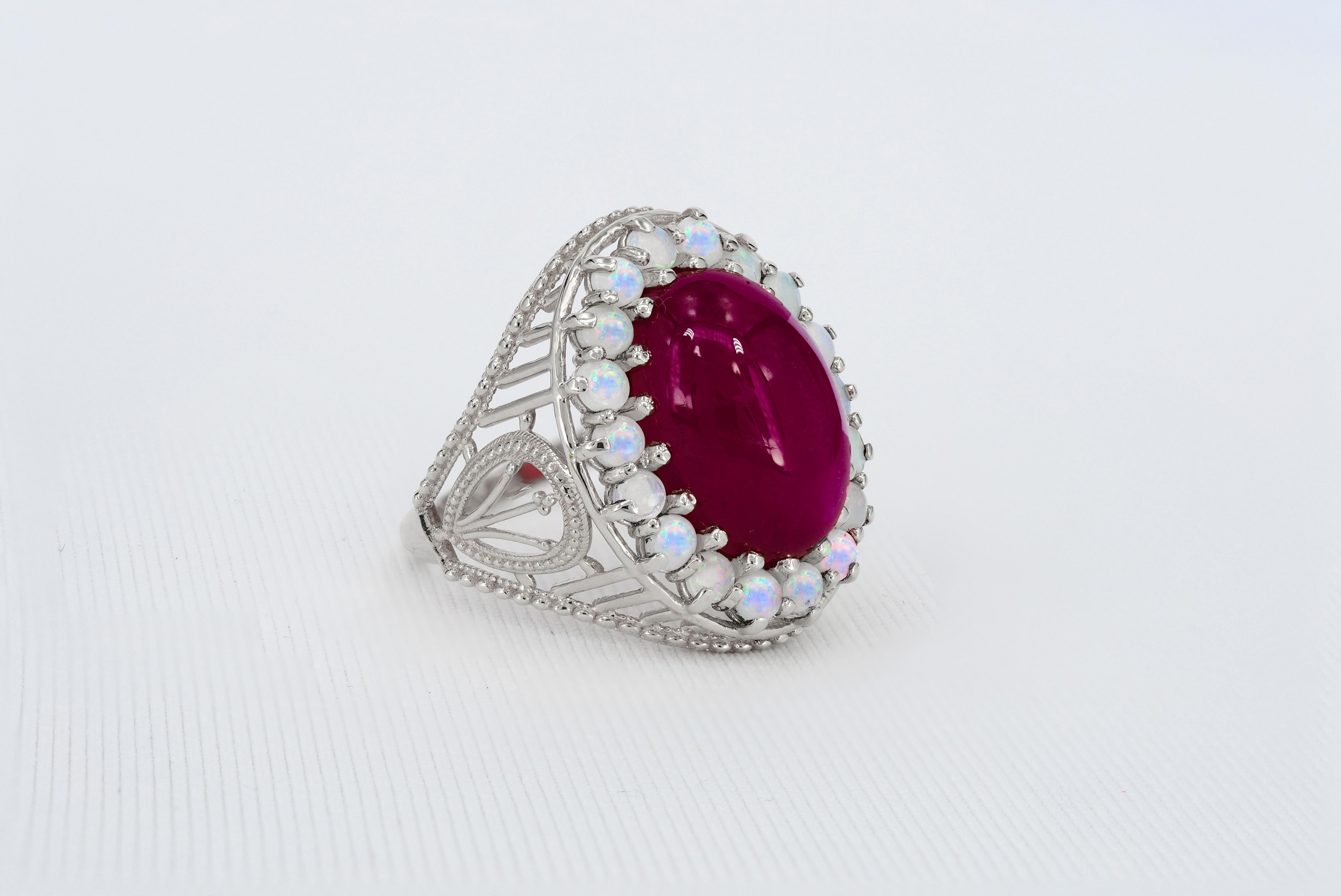 En venta: Anillo Masivo de Rubí y Ópalos  3