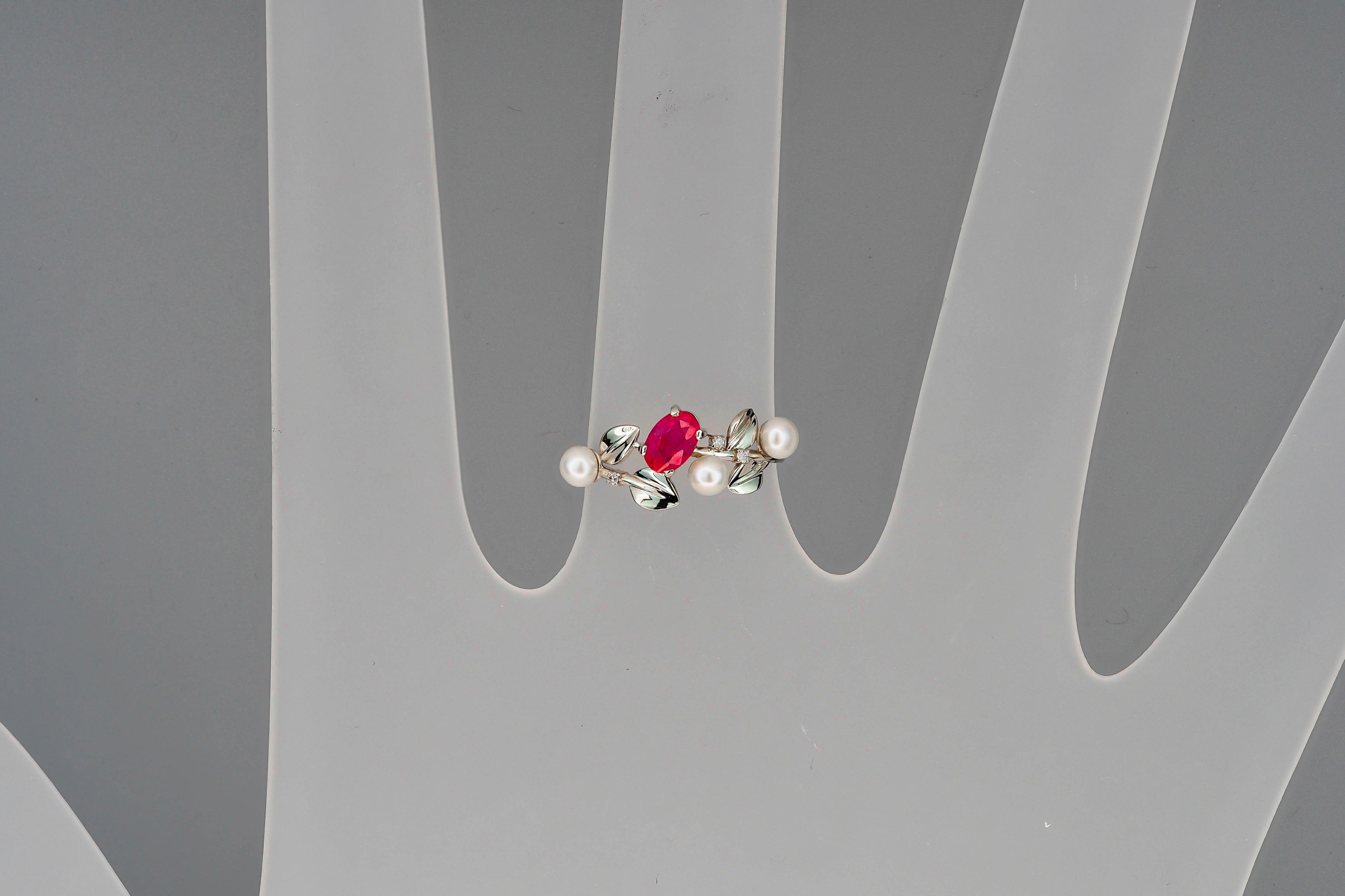 Ruby and pearl gold ring.  For Sale 2