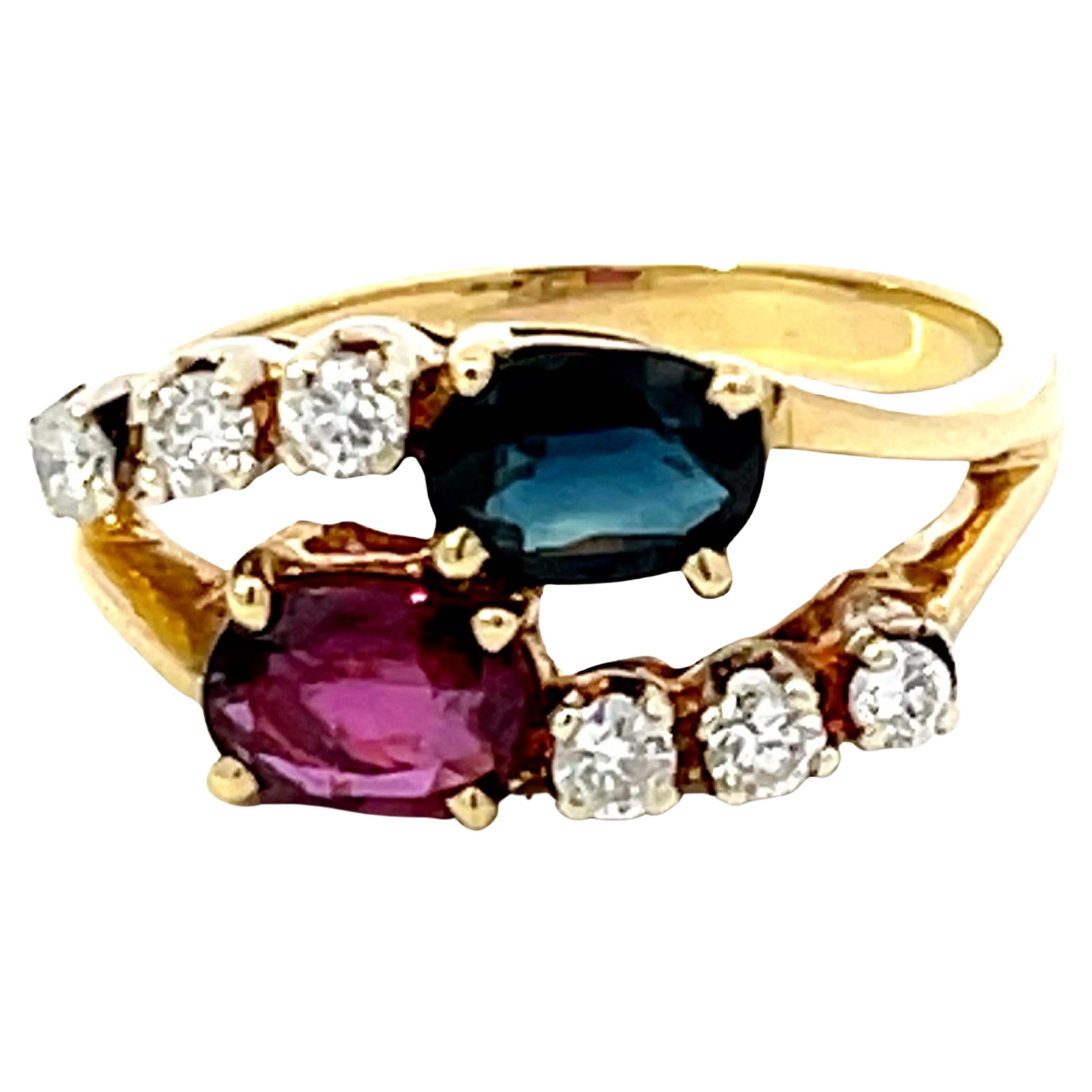 Anillo de Rubí y Zafiro Diamante en Oro Amarillo de 14k