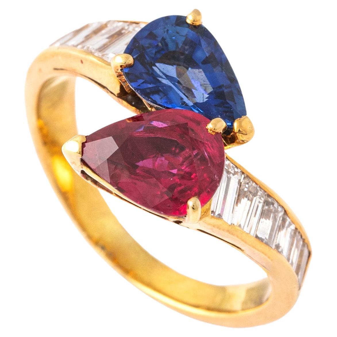 Ruby and Sapphire Pear Shape Crossover "Toi et Moi" Diamond Gold 18K Ring For Sale