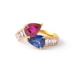 Ruby and Sapphire Pear Shape "Vous et Moi" Crossover Diamond Gold 18K Ring