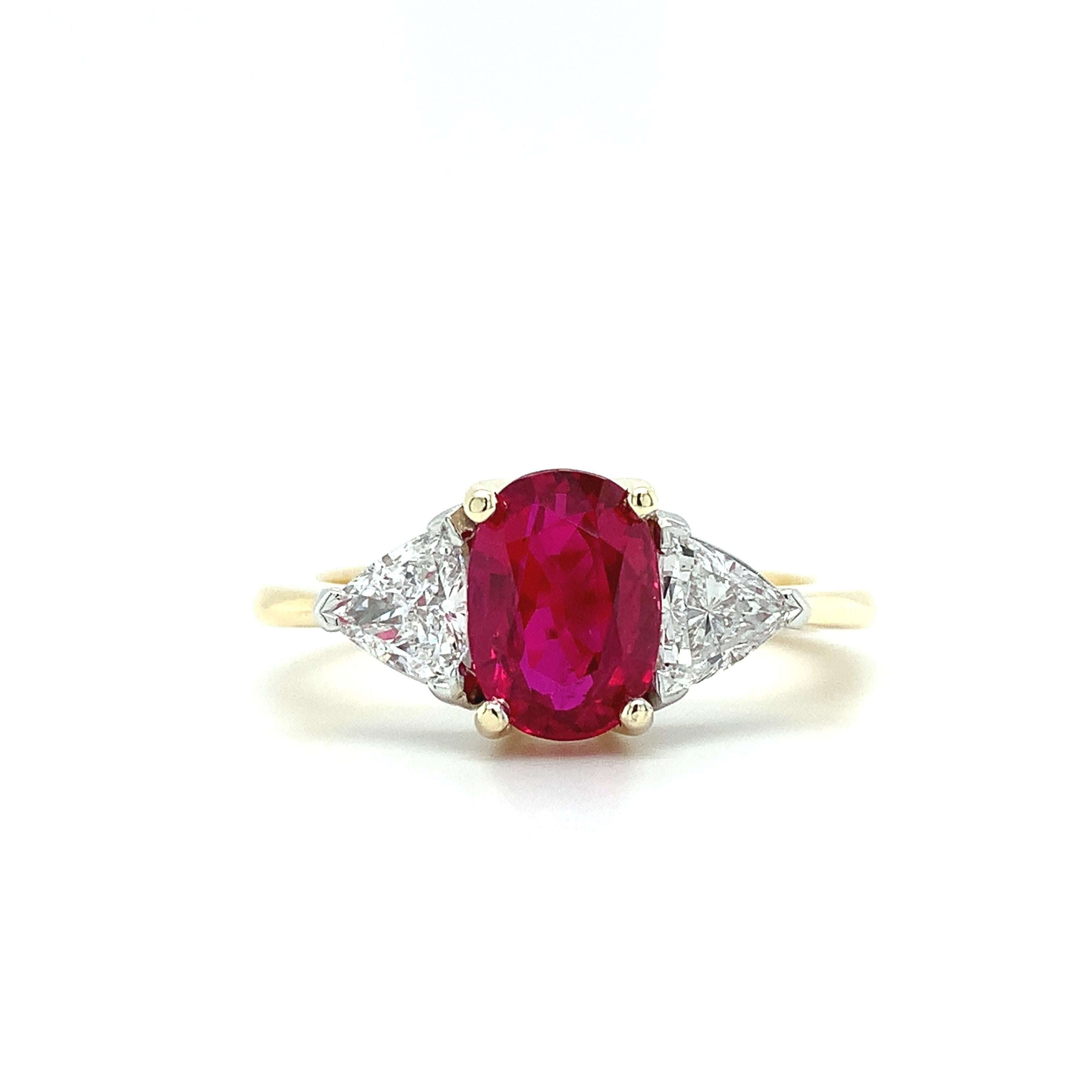 For Sale:  Ruby and trillion diamond trilogy engagement ring 18k yellow gold 3