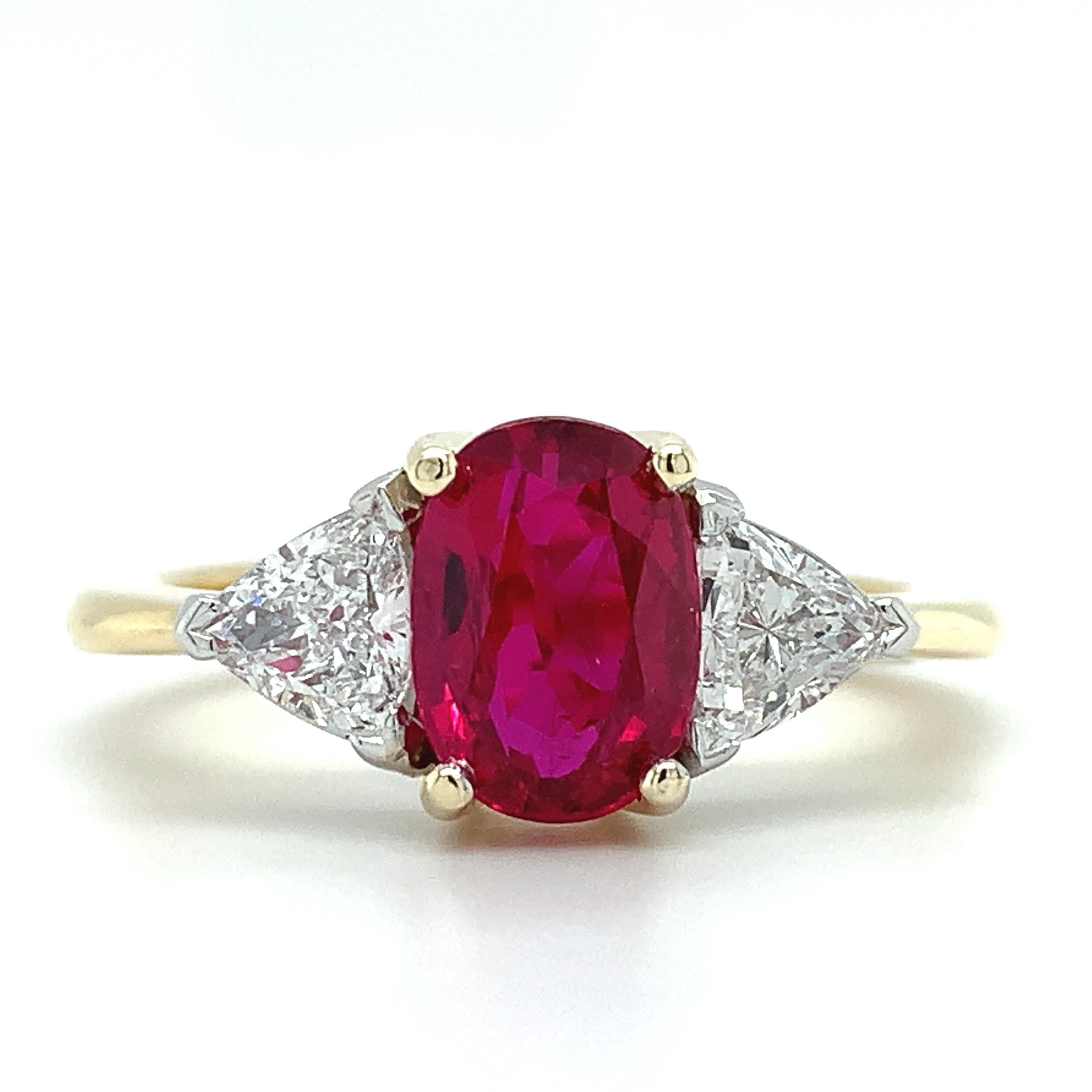 For Sale:  Ruby and trillion diamond trilogy engagement ring 18k yellow gold 4