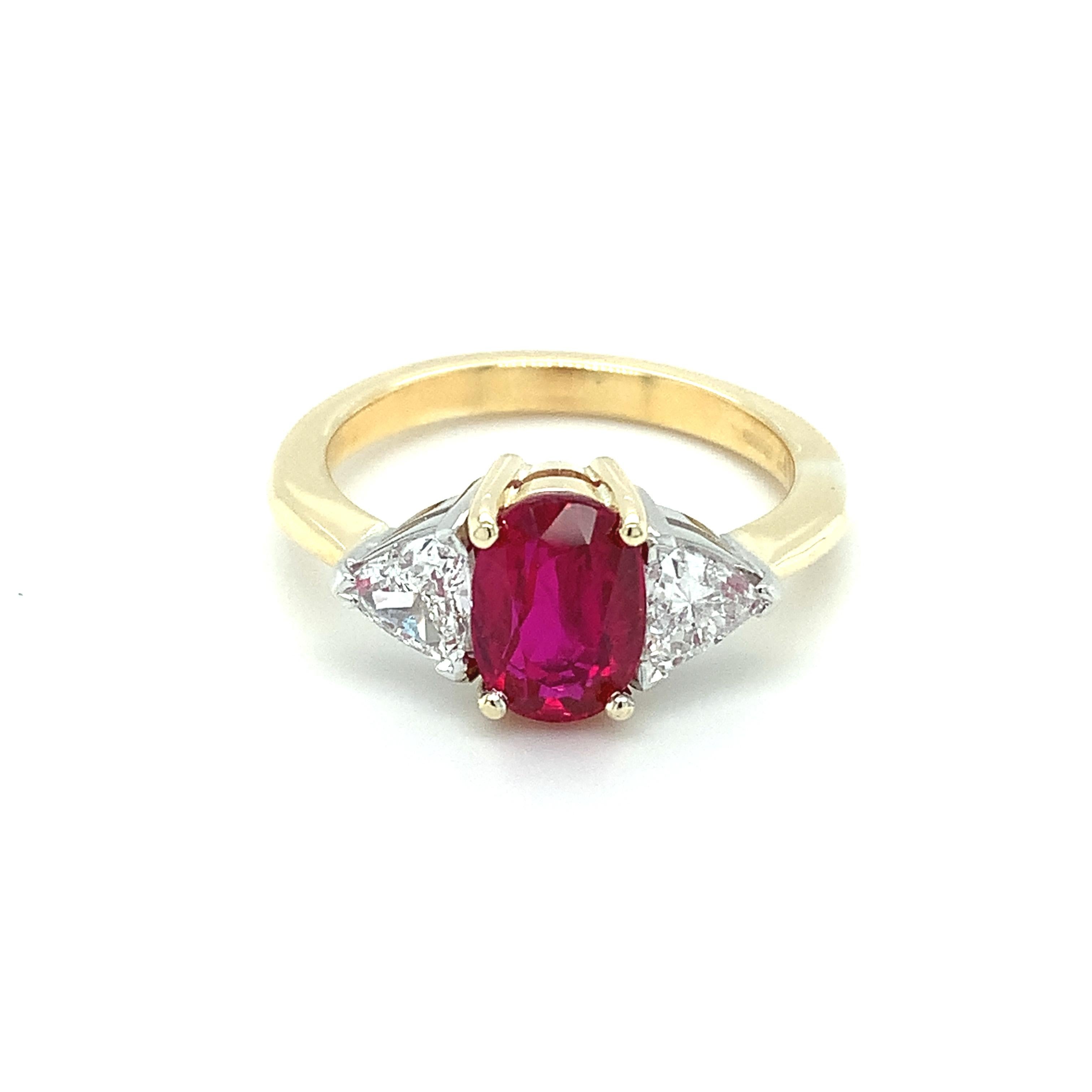 For Sale:  Ruby and trillion diamond trilogy engagement ring 18k yellow gold 5