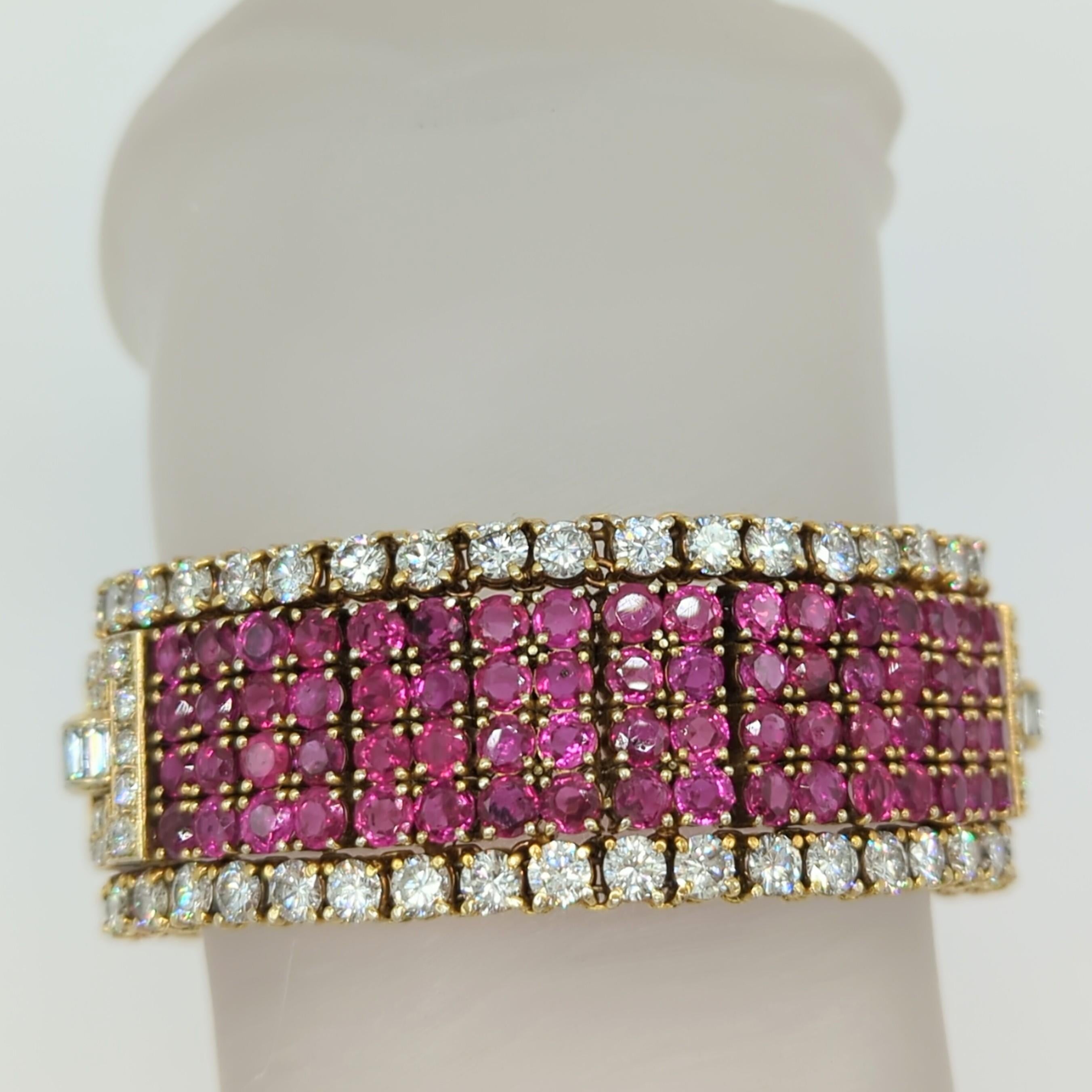 Women's or Men's Ruby and White Diamond Bracelet in 18K Yellow Gold For Sale