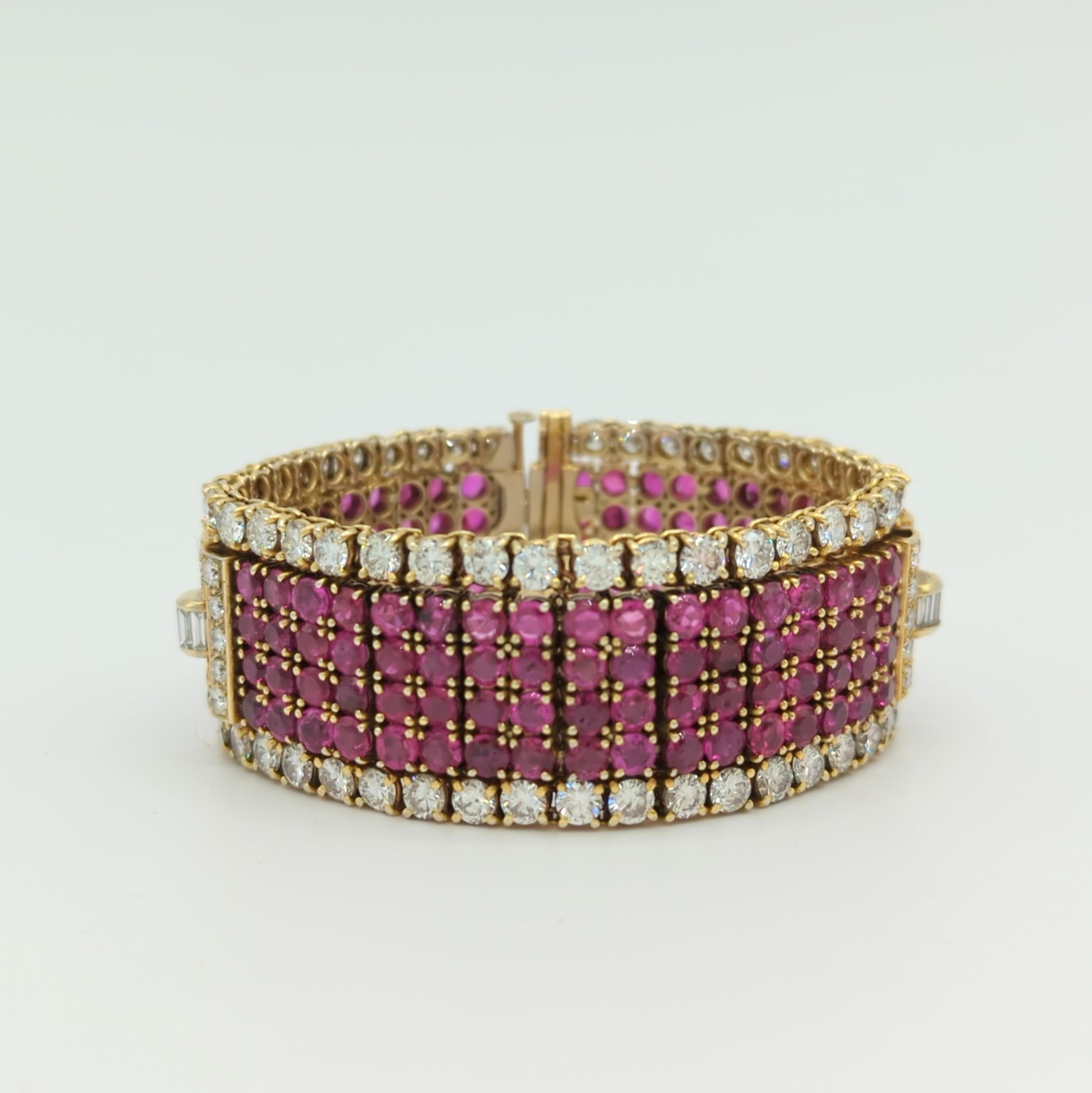Ruby and White Diamond Bracelet in 18K Yellow Gold For Sale 2