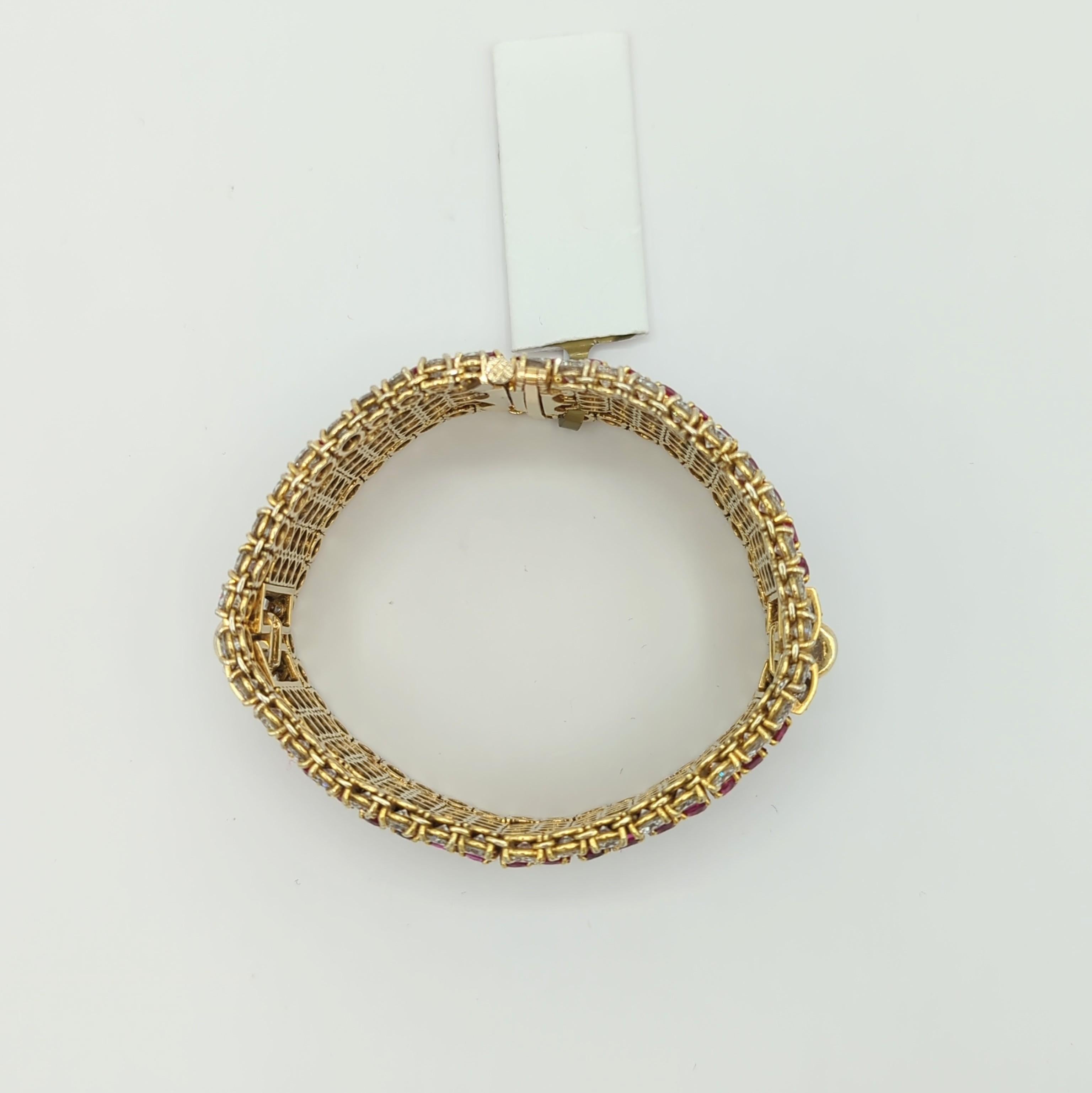 Ruby and White Diamond Bracelet in 18K Yellow Gold For Sale 4