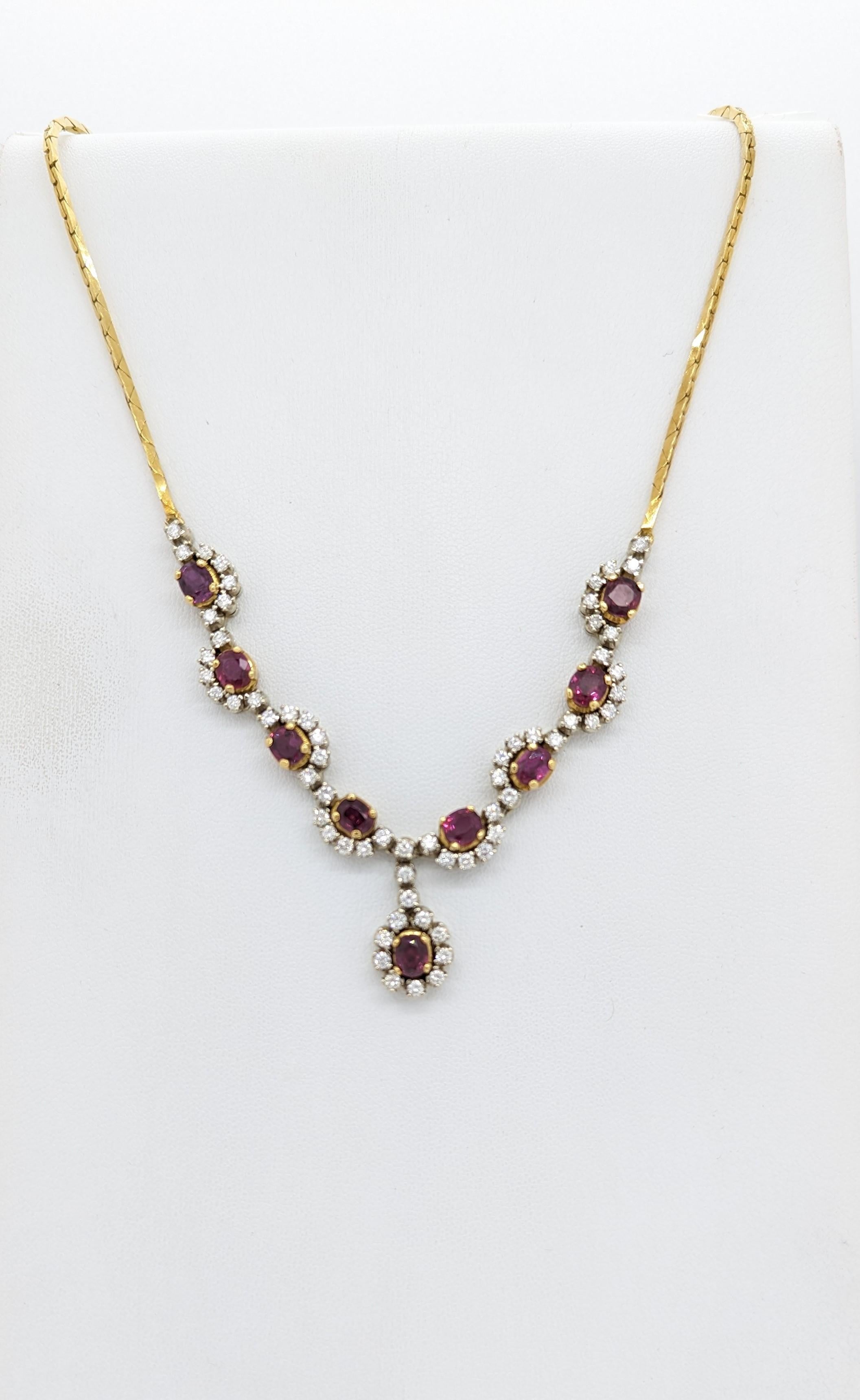 Ruby and White Diamond Necklace in 2 Tone 18K Gold In New Condition For Sale In Los Angeles, CA