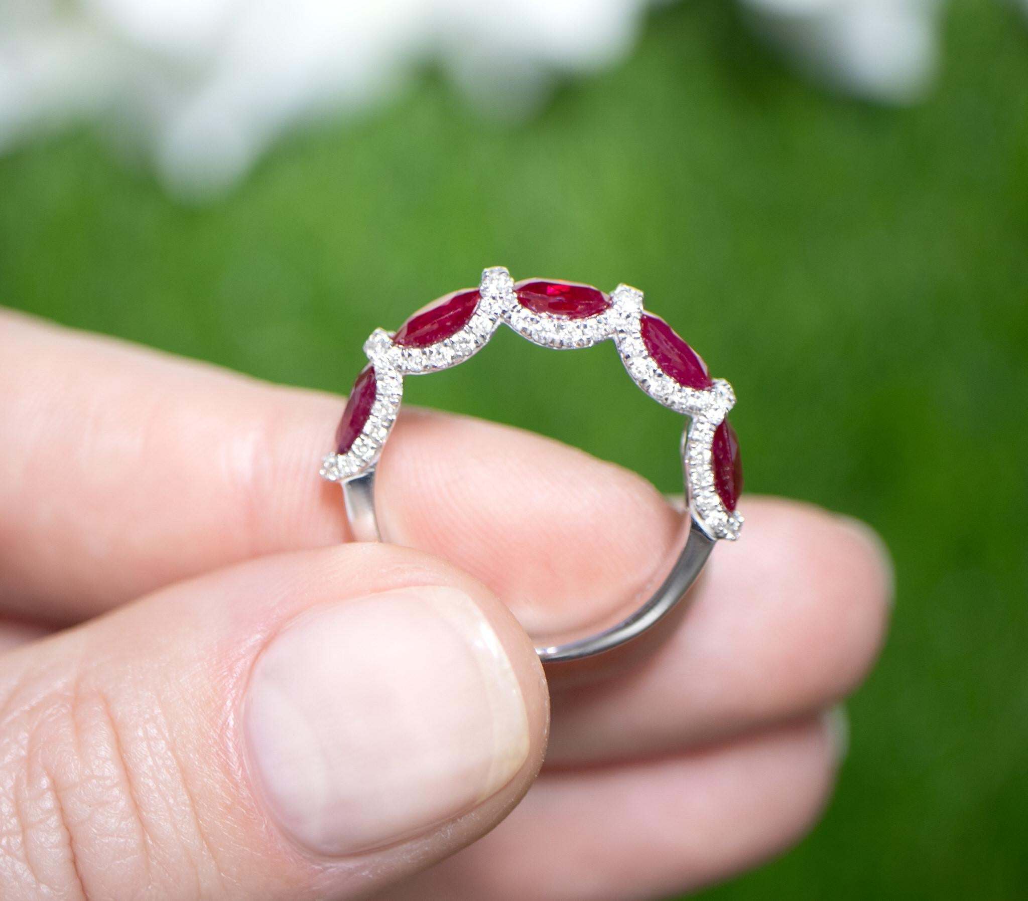 Contemporary Ruby Band Ring With Diamonds 3.24 Carats 18K Gold For Sale