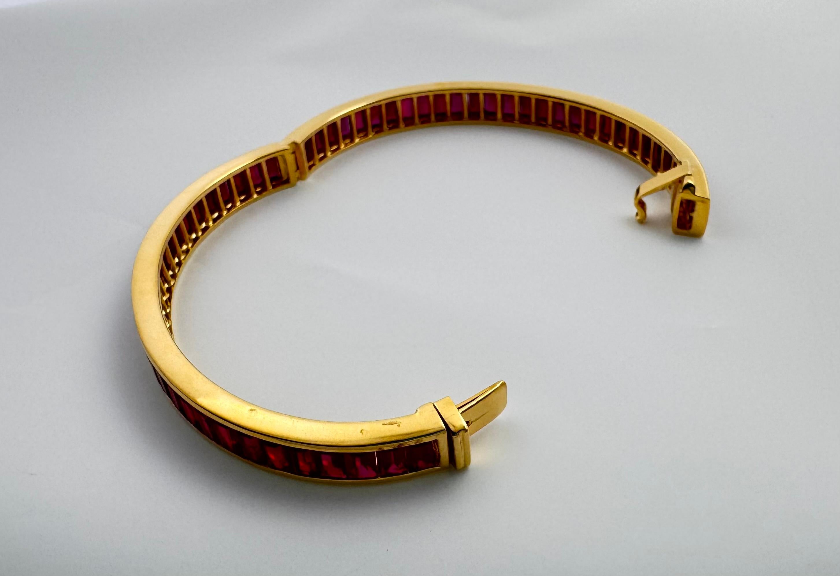 Ruby Bangle set in 18K Gold Settings For Sale 4