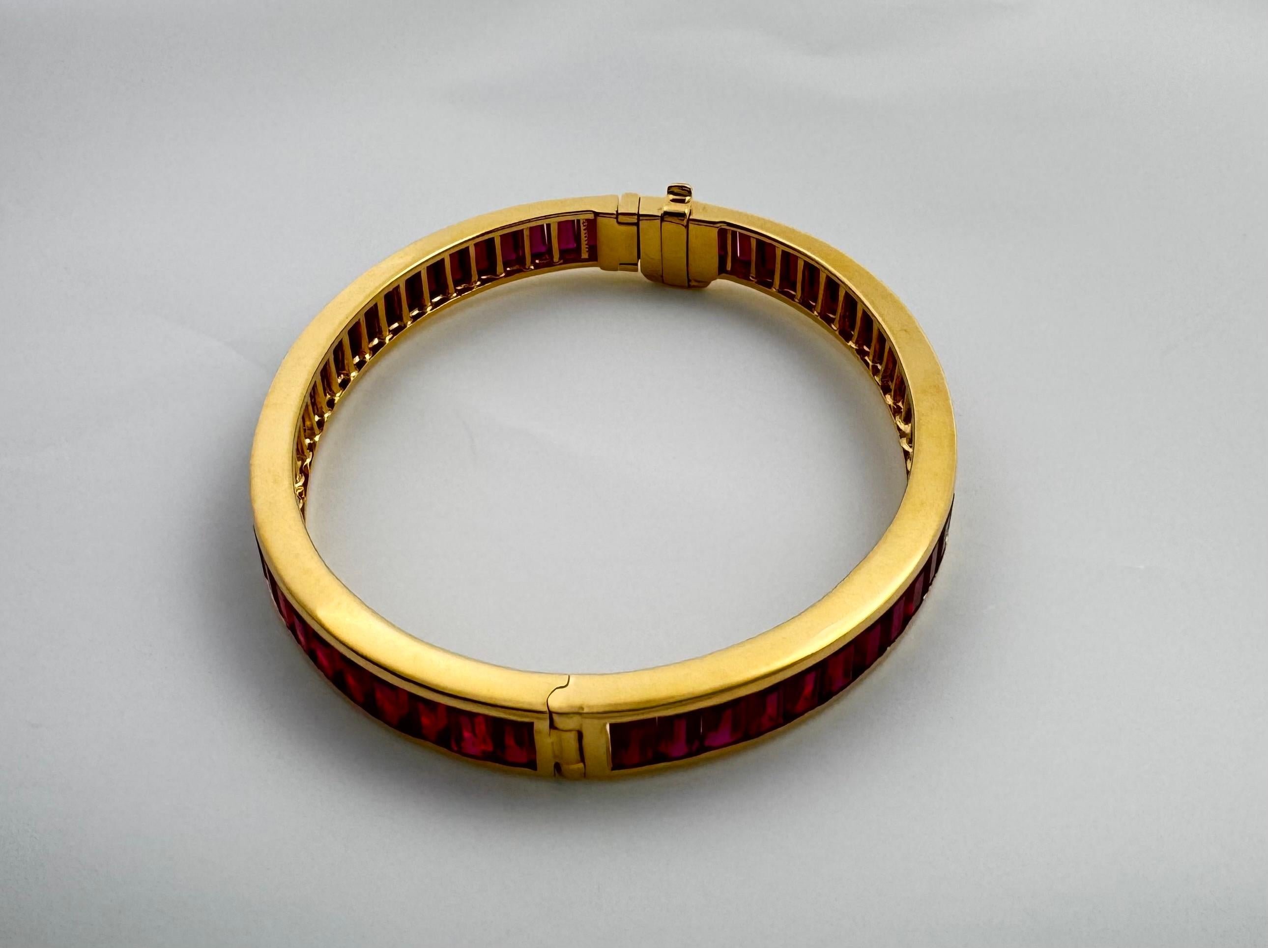 Ruby Bangle set in 18K Gold Settings For Sale 5