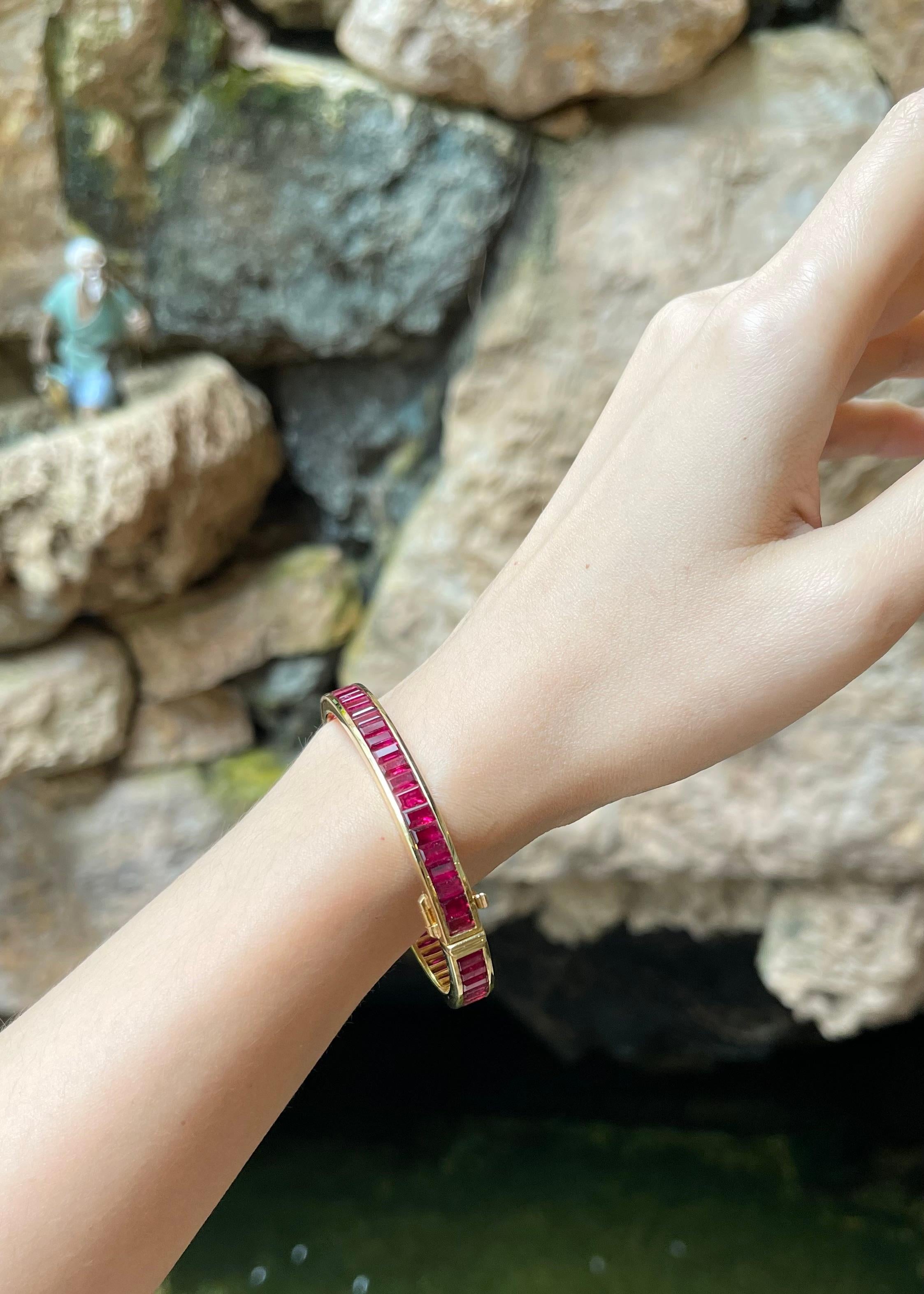 Contemporary Ruby Bangle set in 18K Gold Settings For Sale
