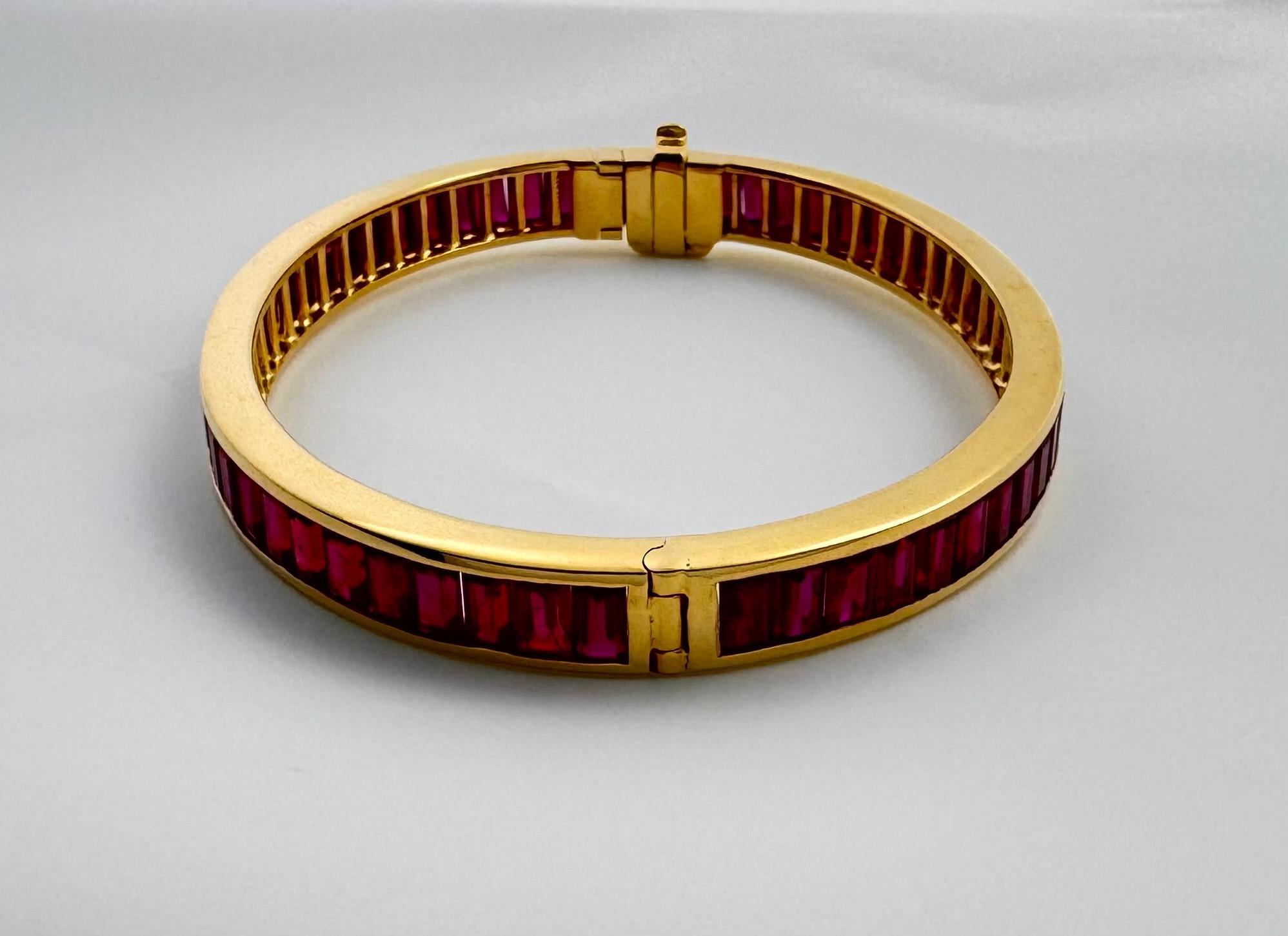 Ruby Bangle set in 18K Gold Settings For Sale 2