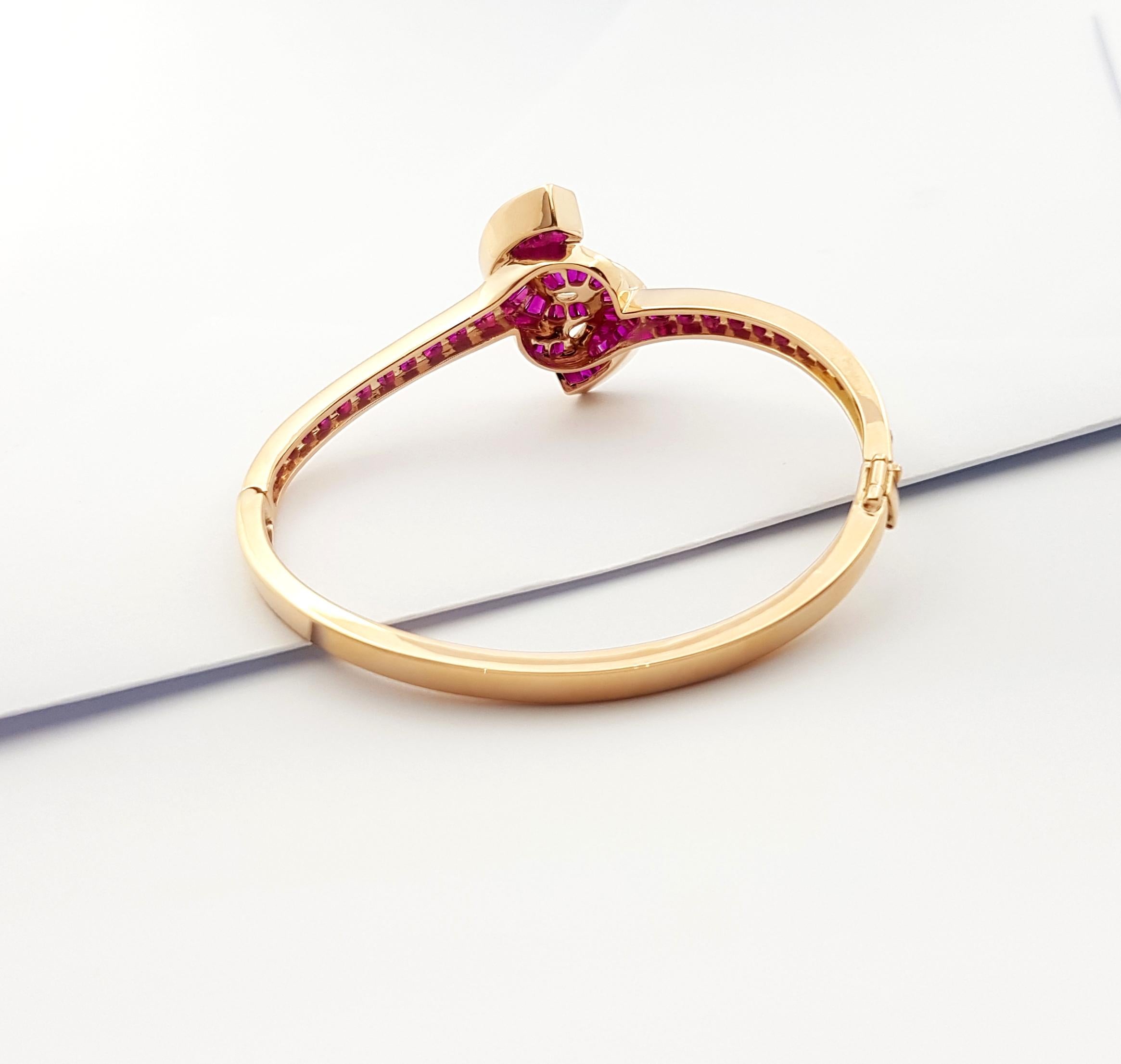 Ruby Bangle Set in 18k Rose Gold Settings For Sale 1