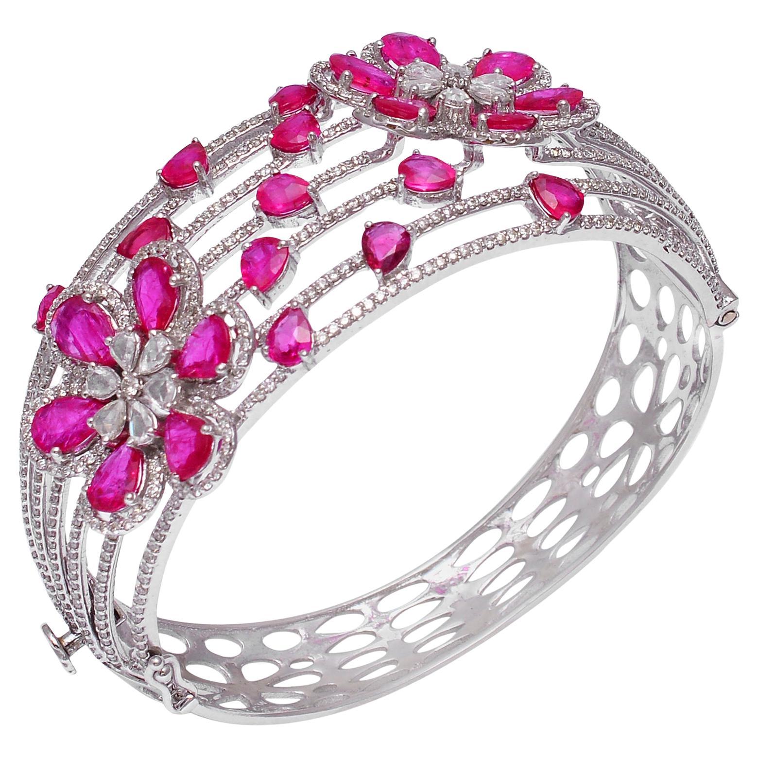 Ruby Bangle with Diamonds in 18k Gold For Sale