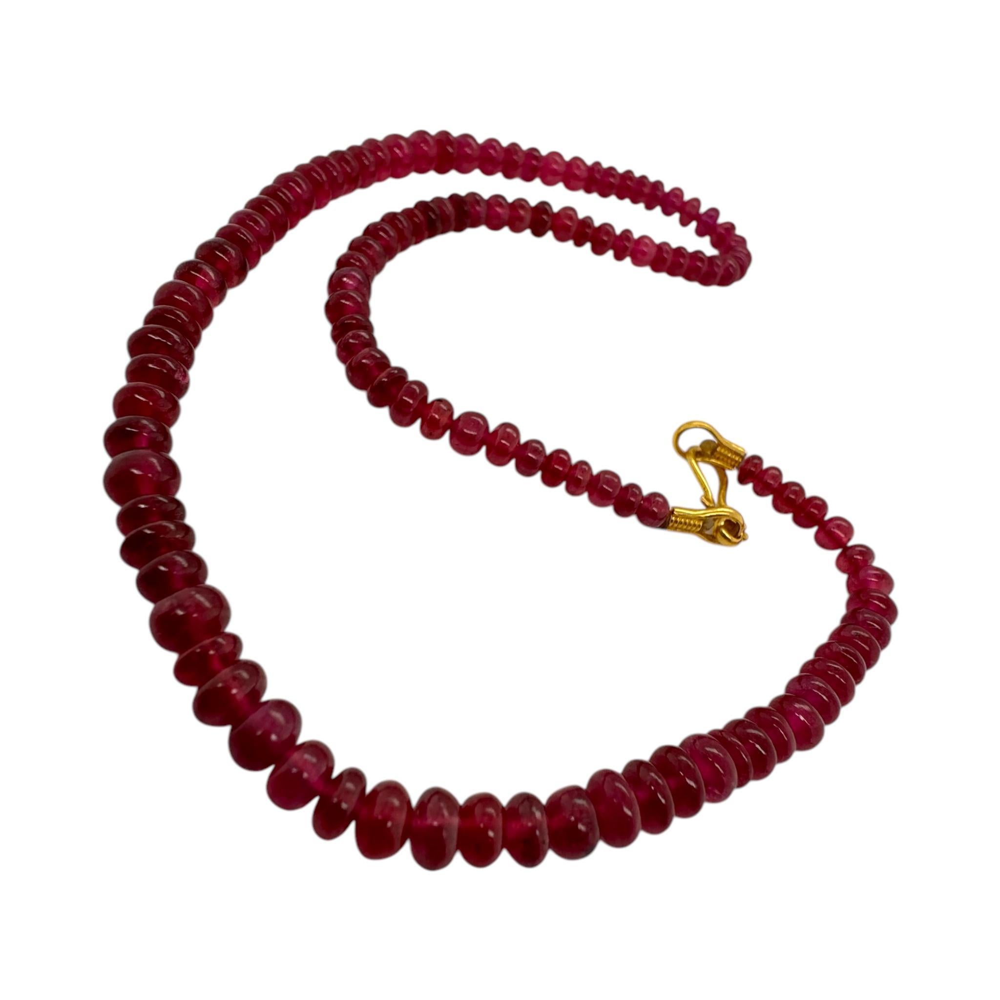 De las mujeres Collar de cuentas de rubí de oro amarillo de 22 quilates en venta