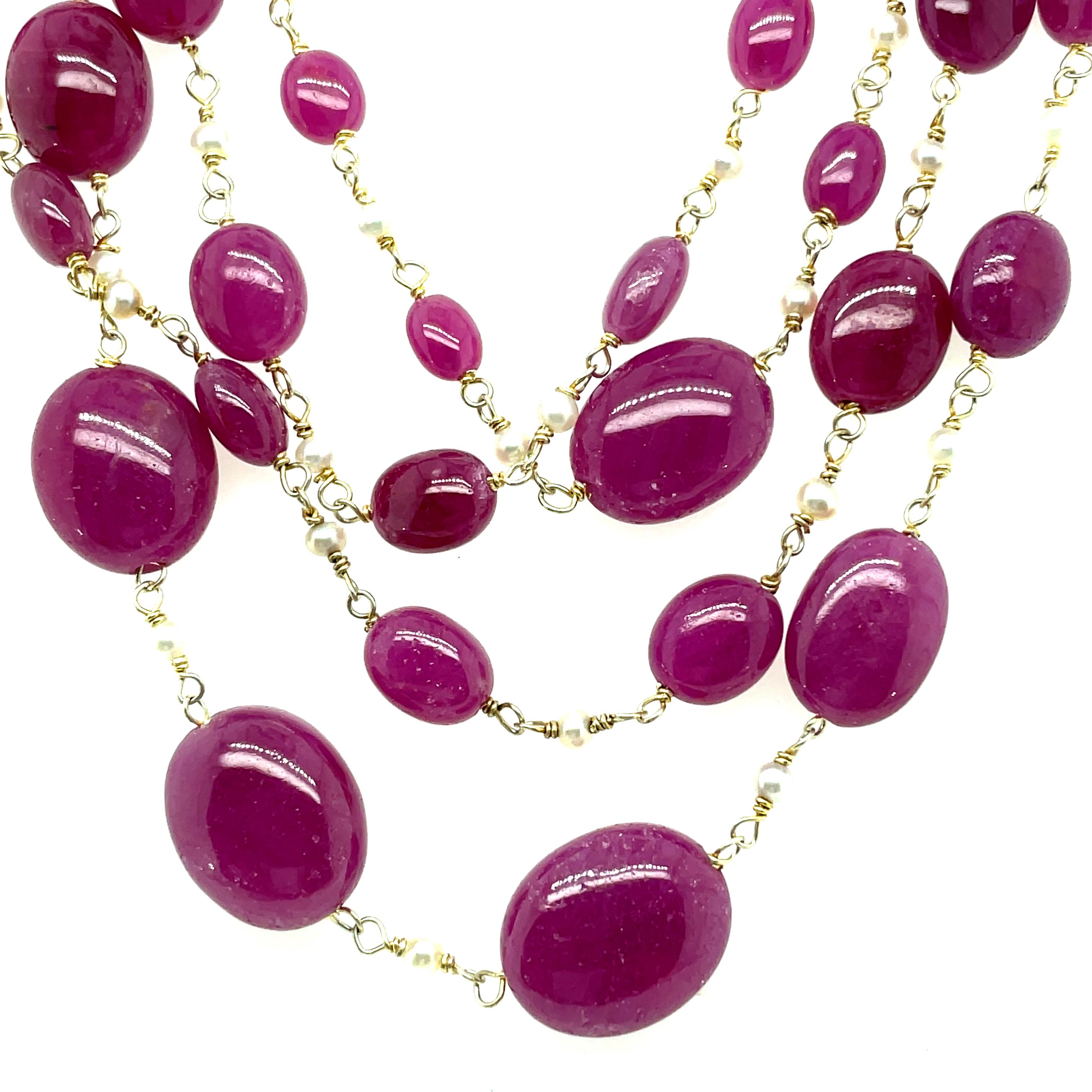Contemporary Ruby Beads Cts 325 Necklace For Sale
