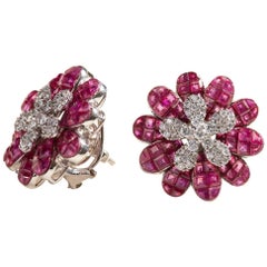 Pendientes Flor de Rubí con Diamantes