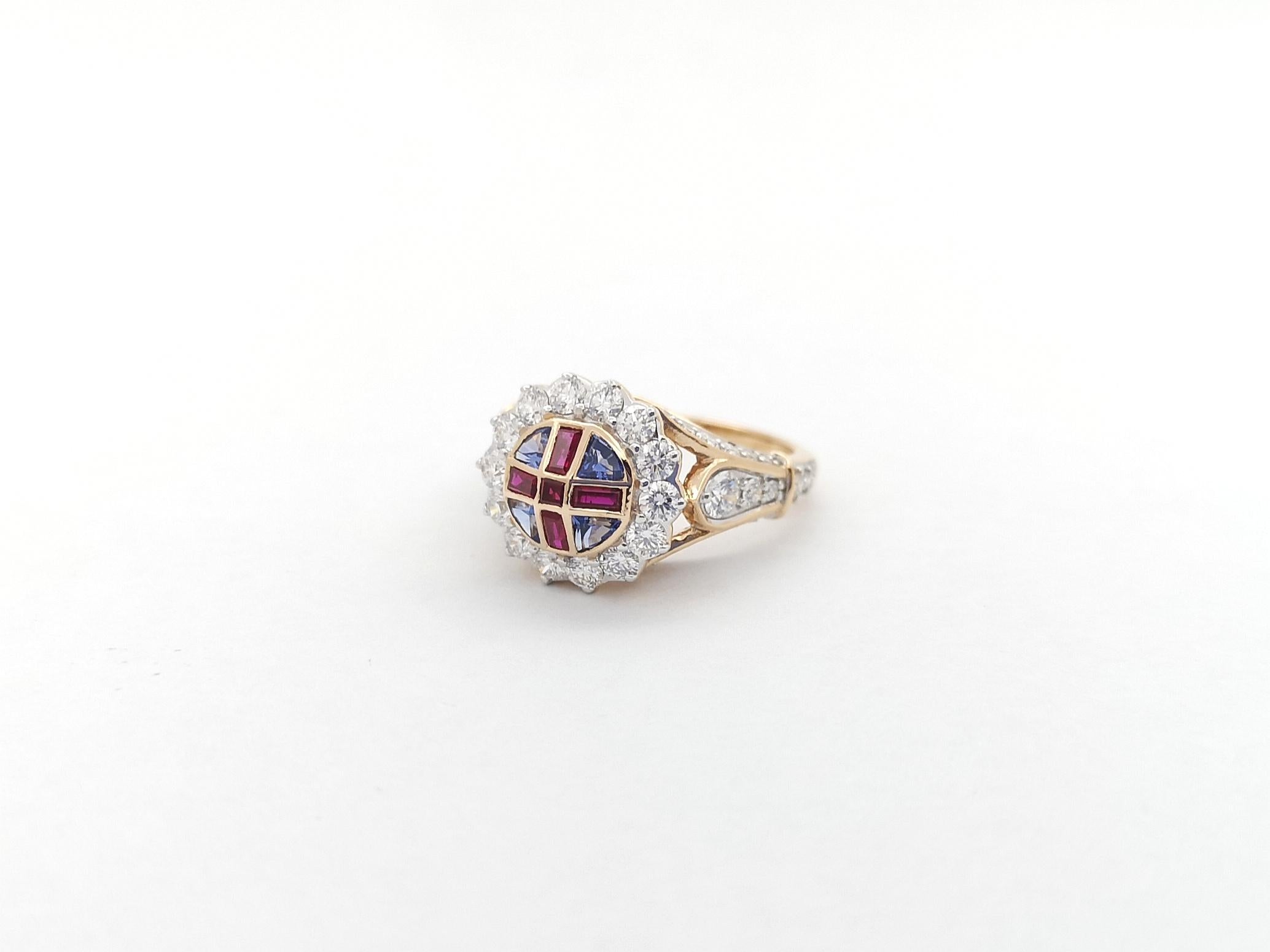 Ruby, Blue Sapphire and Diamond Ring set in 18K Rose Gold Settings For Sale 4