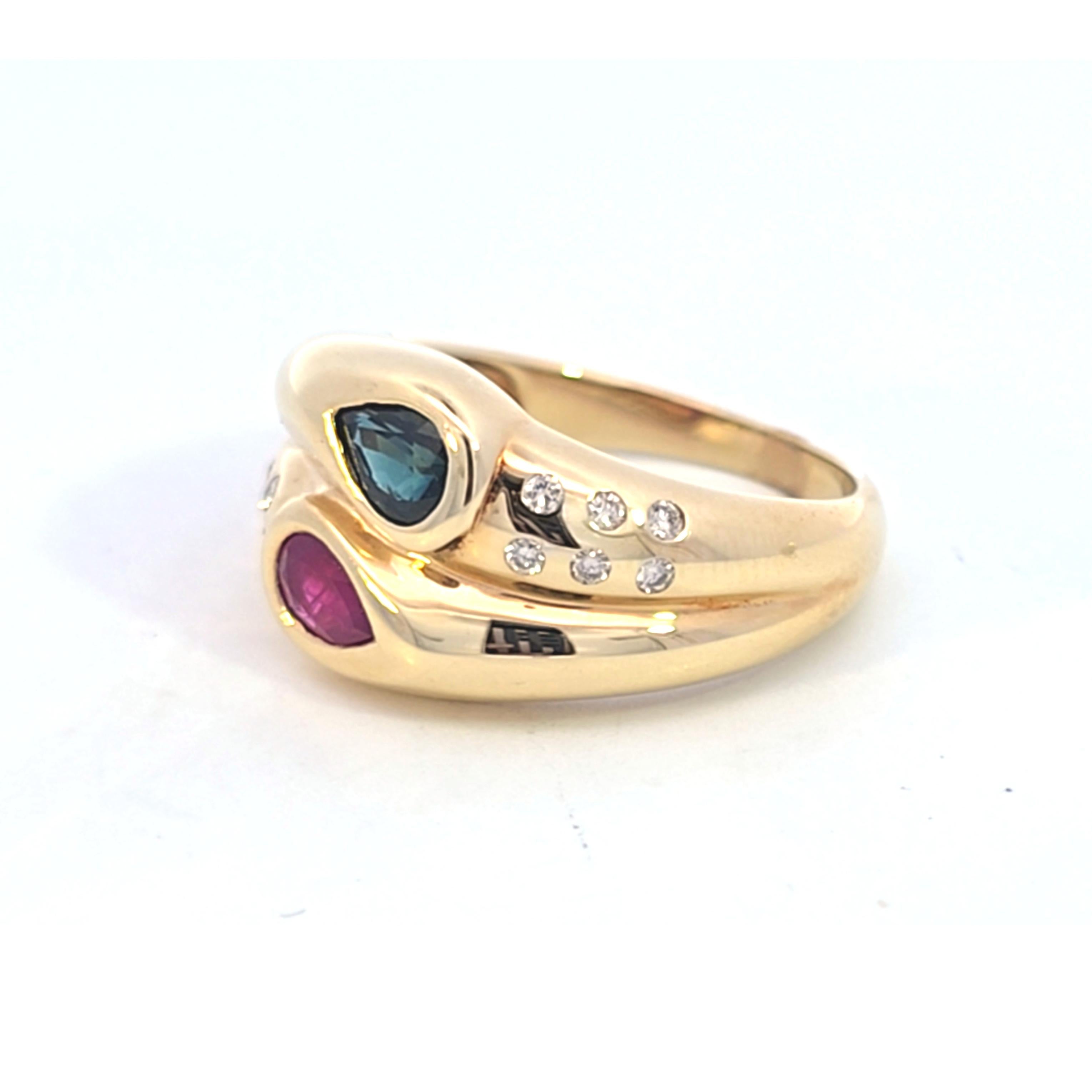 Ring mit Rubin, blauem Saphir und Diamant-Akzenten im Angebot 2