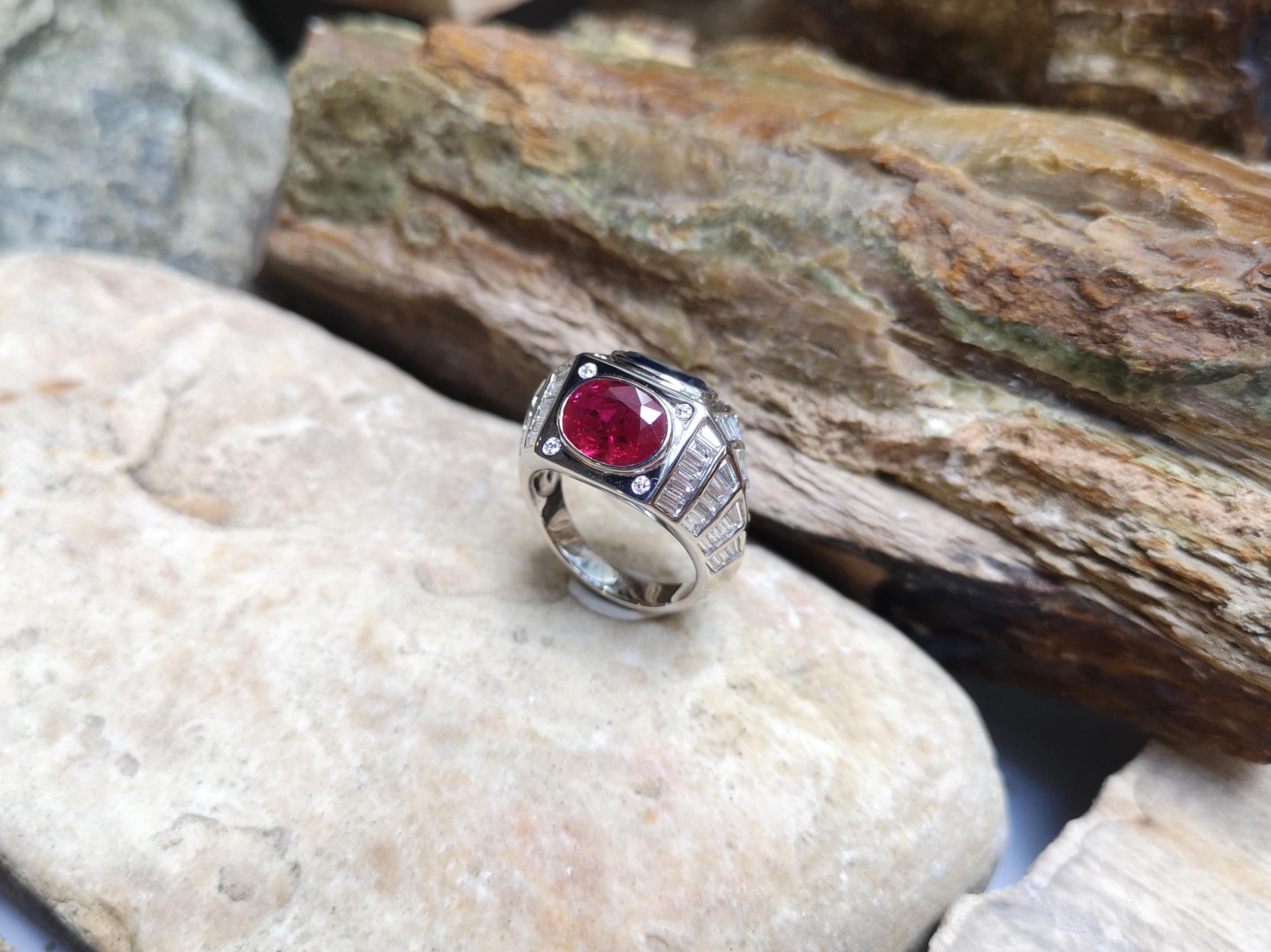 Ruby, Blue Sapphire with Diamond Ring Set in 18 Karat White Gold Settings For Sale 3