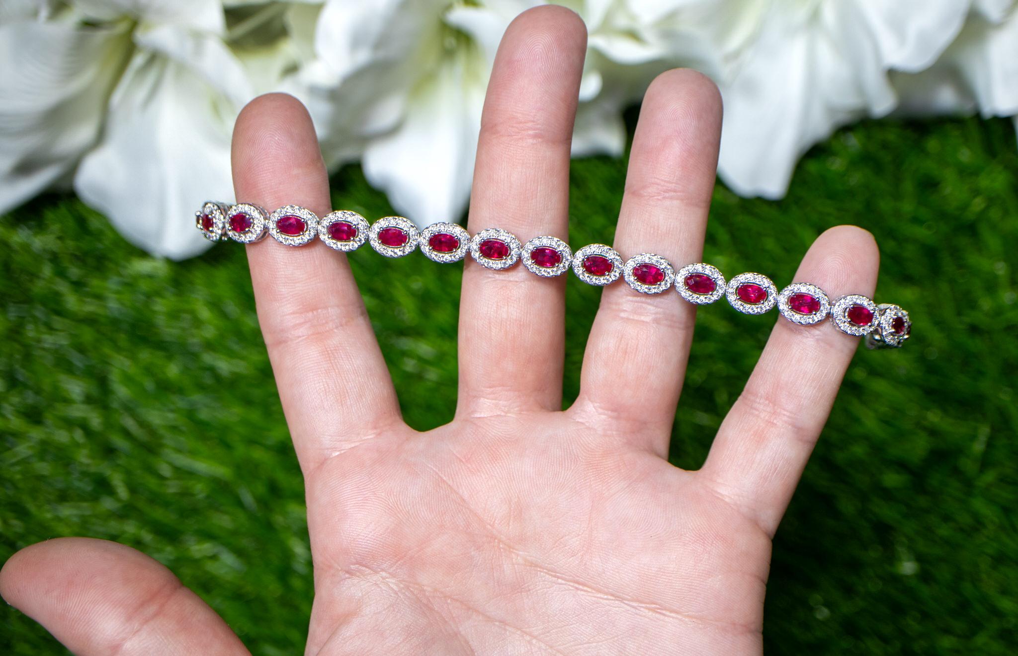 Women's or Men's Ruby Bracelet Diamond Halo 9.4 Carats 18K Gold For Sale