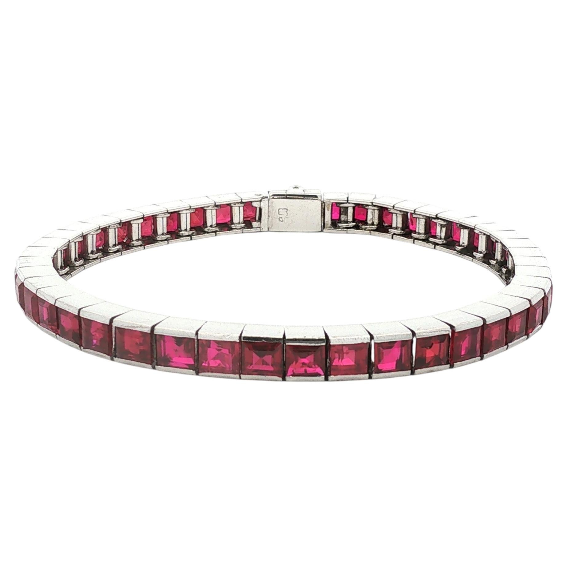 Pulsera de rubíes en oro blanco de 18 quilates