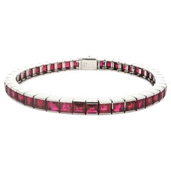 Rubin-Armband aus 18 Karat Weißgold