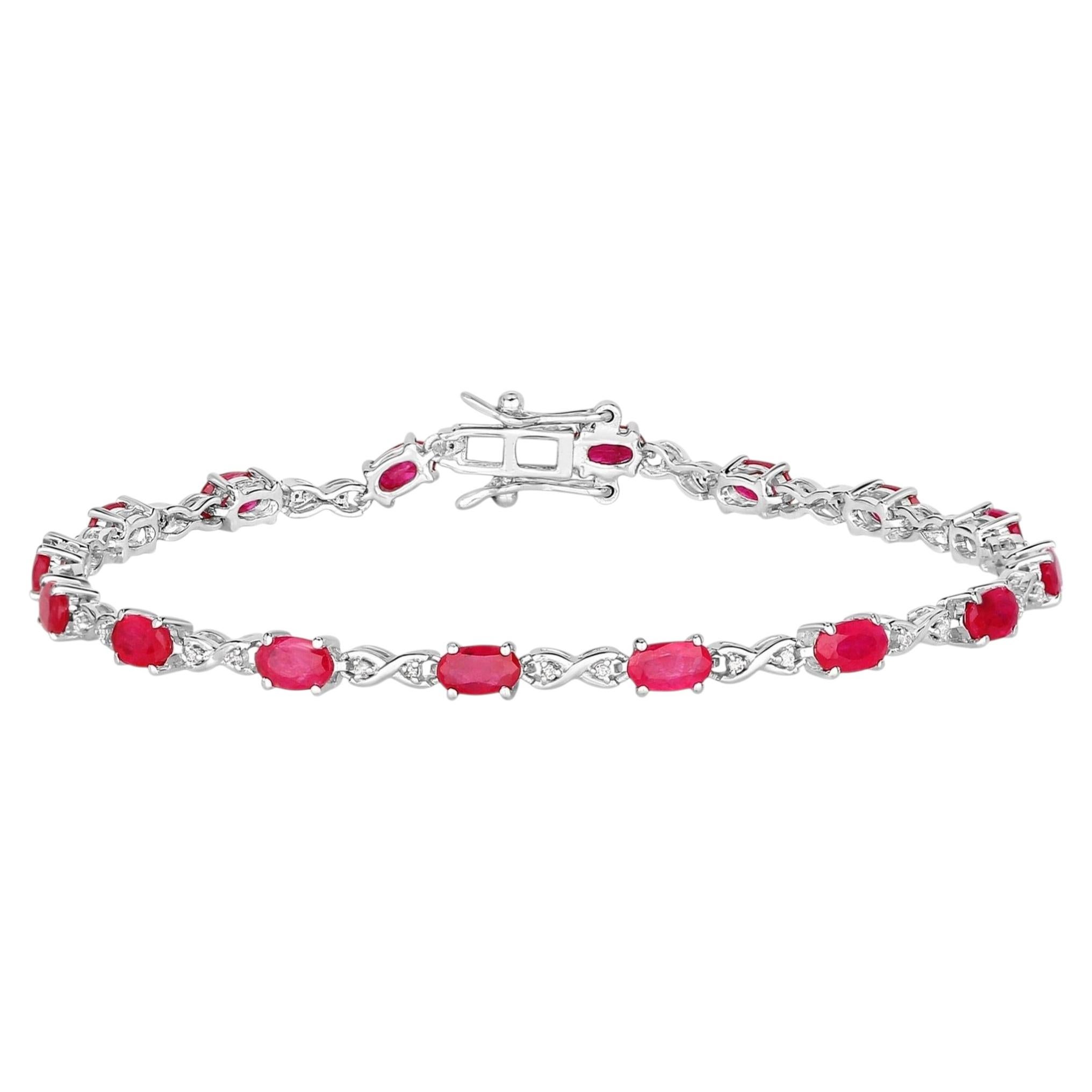 Bracciale con rubini e diamanti 3,6 carati in oro bianco 14K