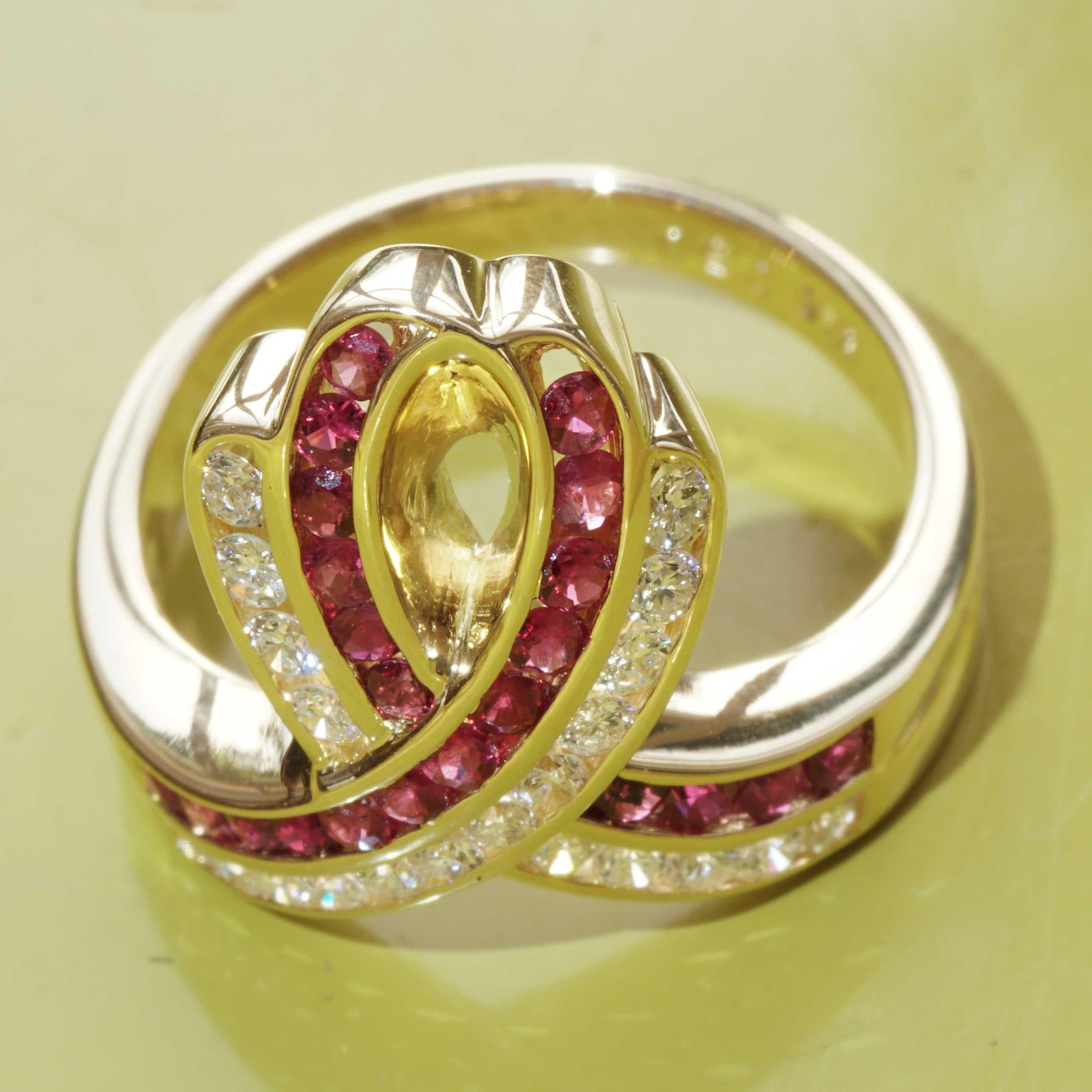 Ruby Brilliant Ring 0.50 ct 0.38 ct with momentum into Life encouraging Shape In New Condition For Sale In Viena, Viena