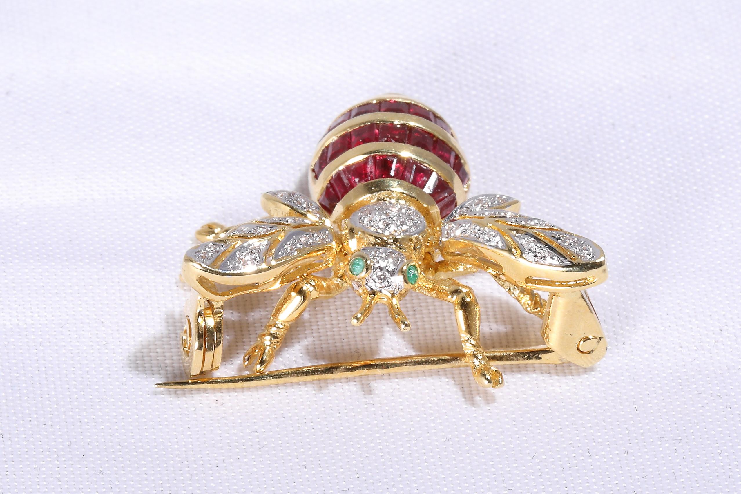 Women's or Men's Ruby Brooch in the Shape of a Bee