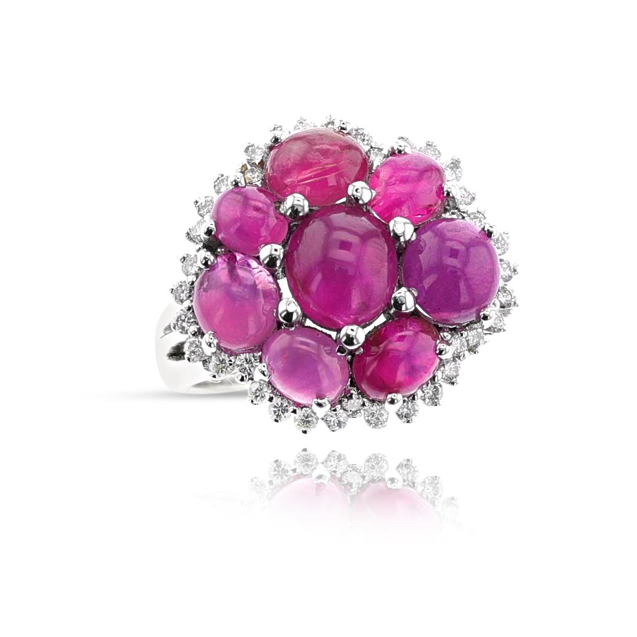 Ein Ring aus Platin mit einem Rubin-Cabochon und Diamanten. Das Gesamtgewicht des Rubins beträgt 8,36 Karat und das Gesamtgewicht der Diamanten 0,46 Karat. Das Gesamtgewicht des Rings beträgt 9.99 Gramm. Die Ringgröße ist US 7.25. 