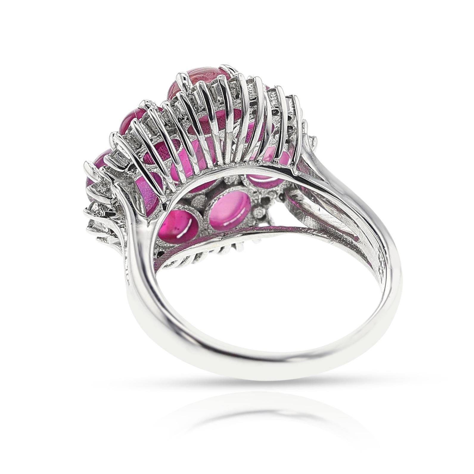 Cluster-Ring, Platin mit Rubin, Cabochon und Diamant im Angebot 3