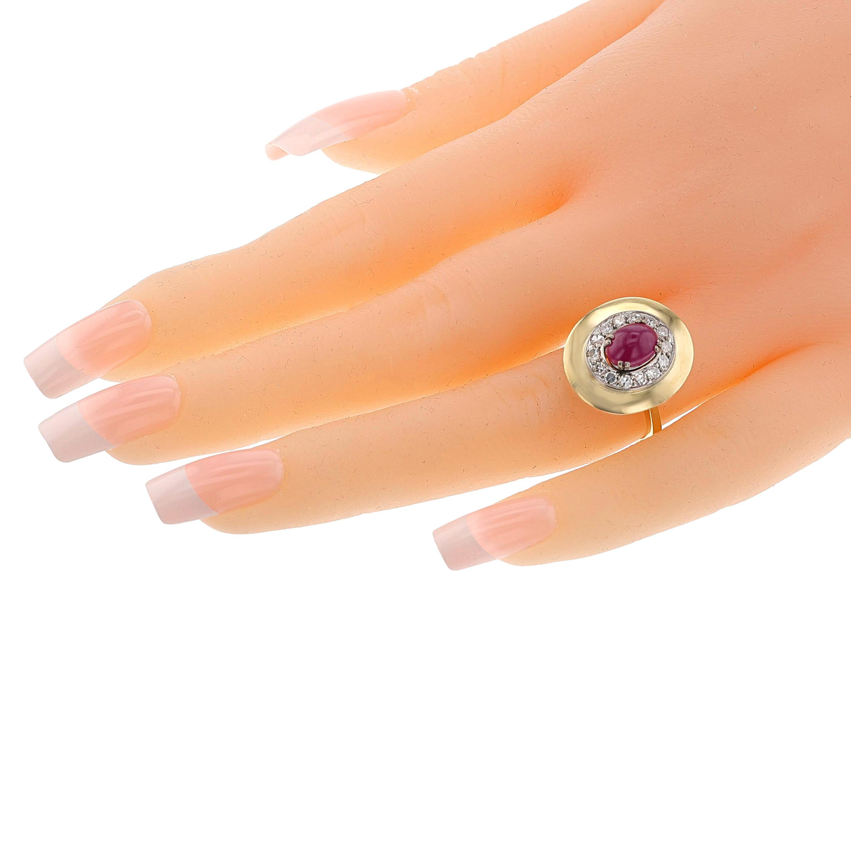 Set di anelli e orecchini con cabochon di rubino e diamanti, 18k e palladio in vendita 6