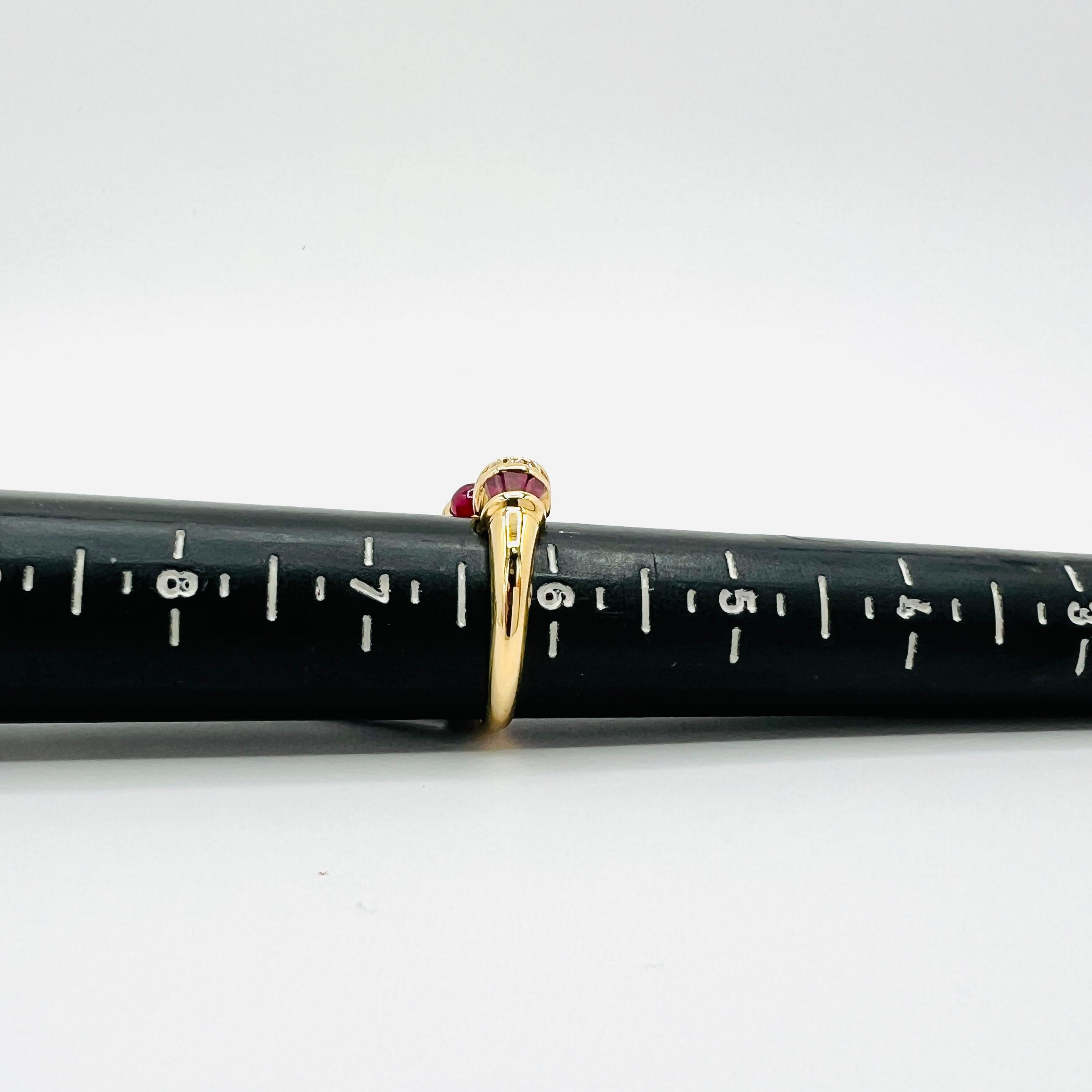 Ruby Cabochon and White Diamond Ring in 18K Yellow Gold For Sale 5