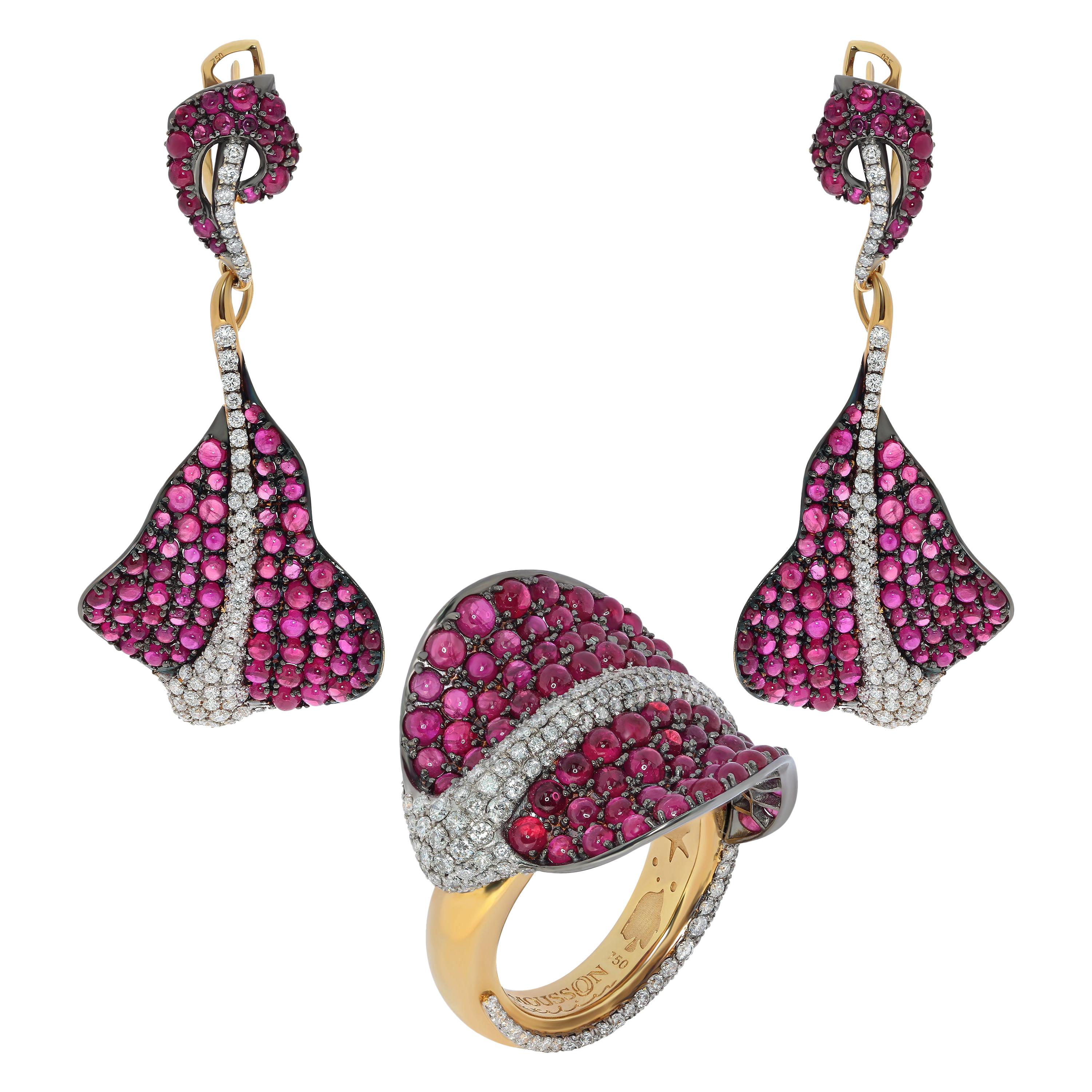 Ruby Cabochon Diamonds 18 Karat Yellow and Black Gold Stingray Suite