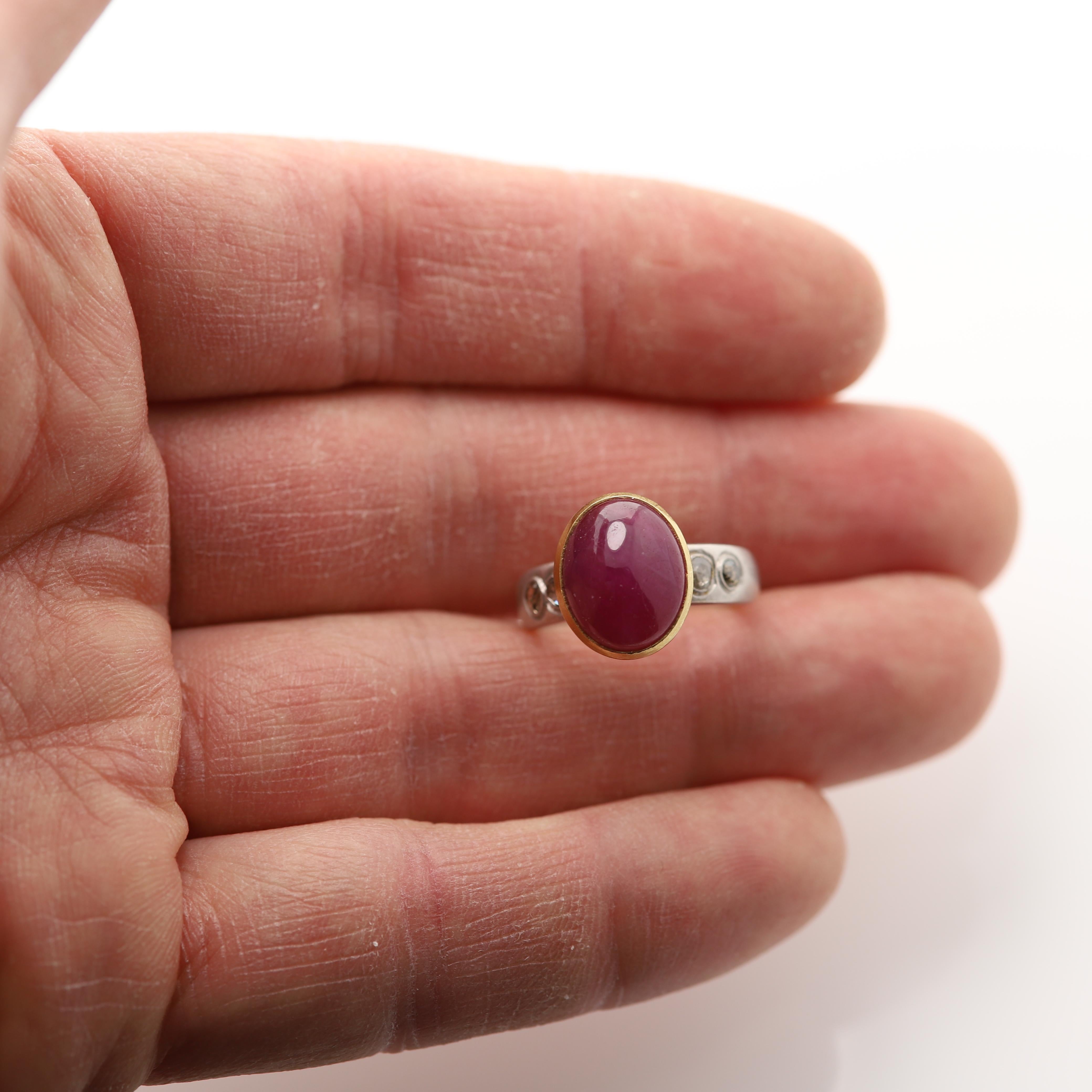 5.60 Carat  Ruby Cabochon Vintage Ring 18 Karat Oval Ruby Gemstone & Diamonds For Sale 8