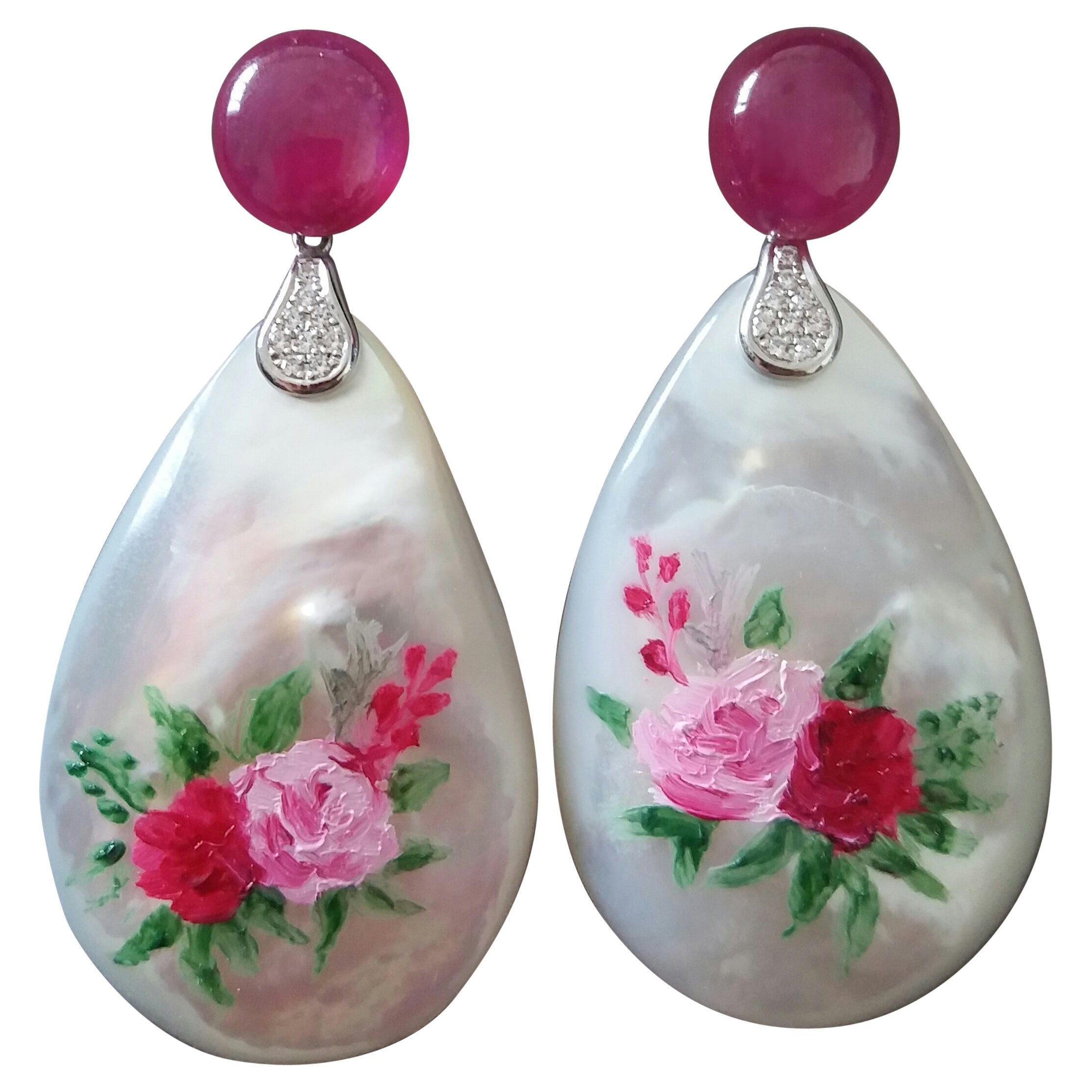 Pendientes de gota de madreperla pintados a mano con diamantes en oro blanco de 14k