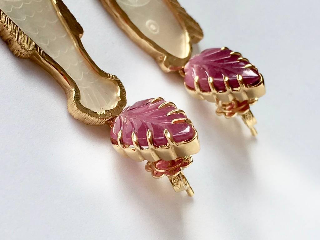 Women's or Men's Ruby Carved Leaf Mother of Pearls Fish 18 Karat Gold Earrings For Sale