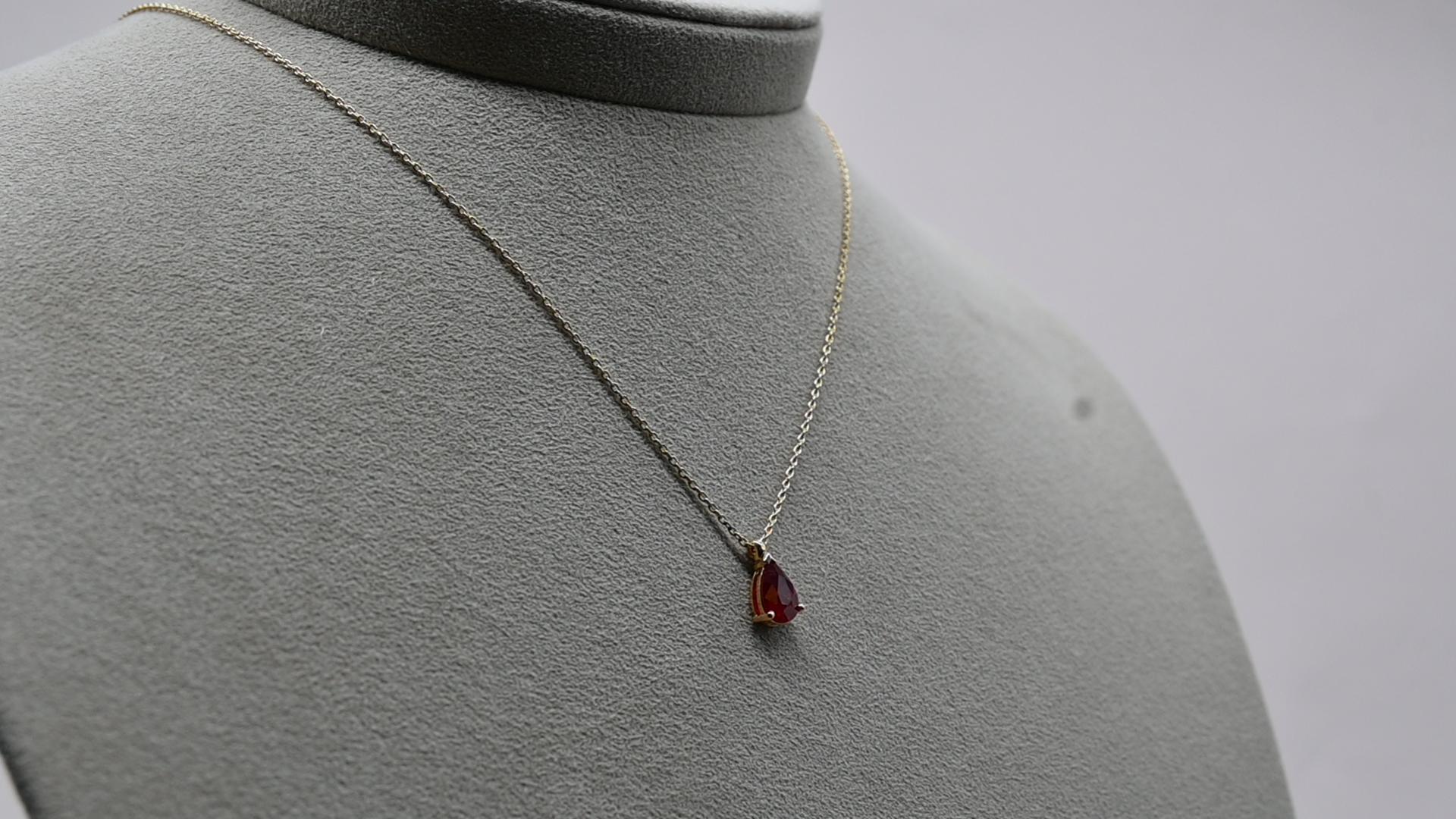 Ruby Certified Pigeon's Blood Pendant 18 Carat Yellow Gold 1